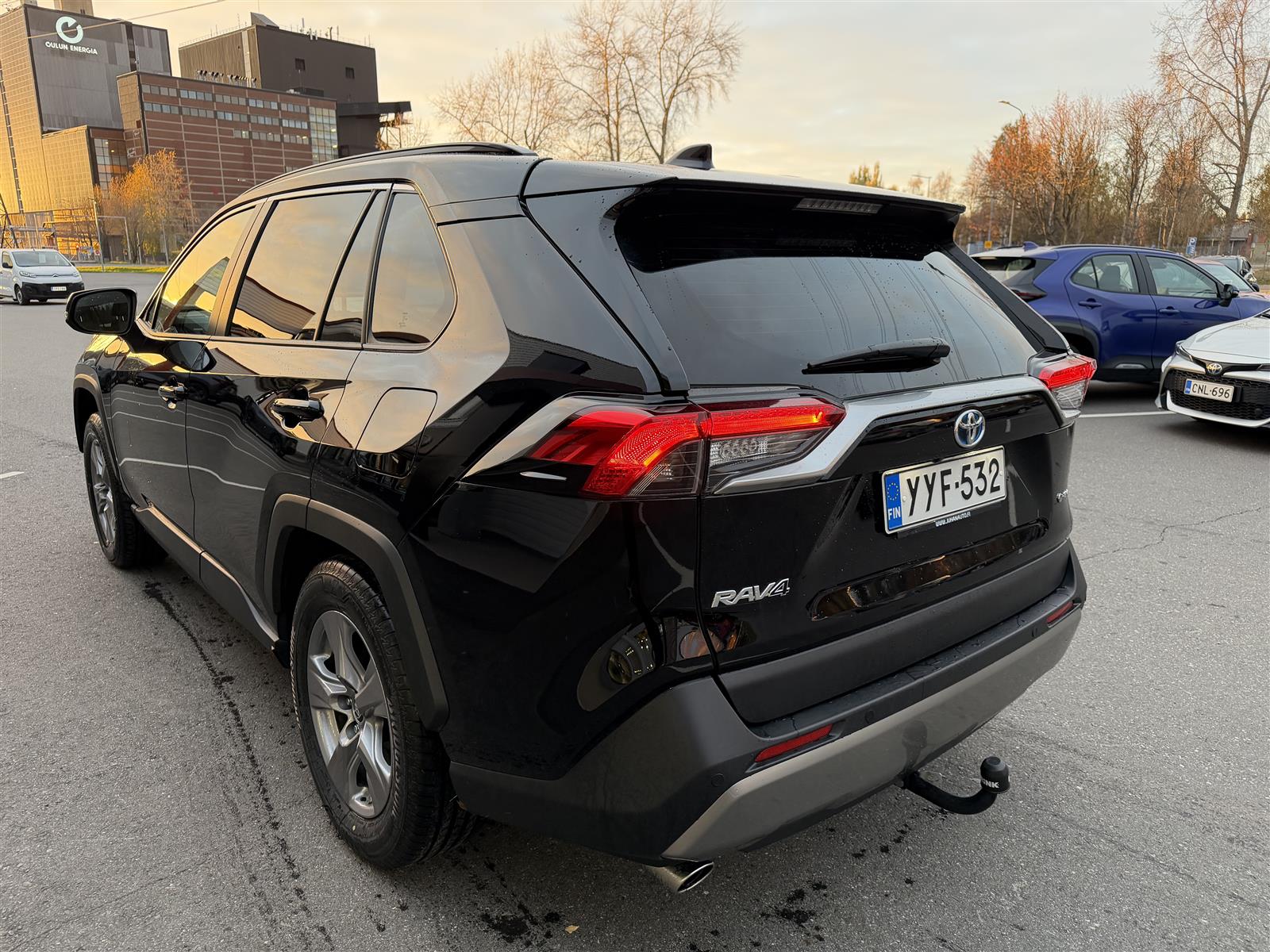 TOYOTA RAV4 2025