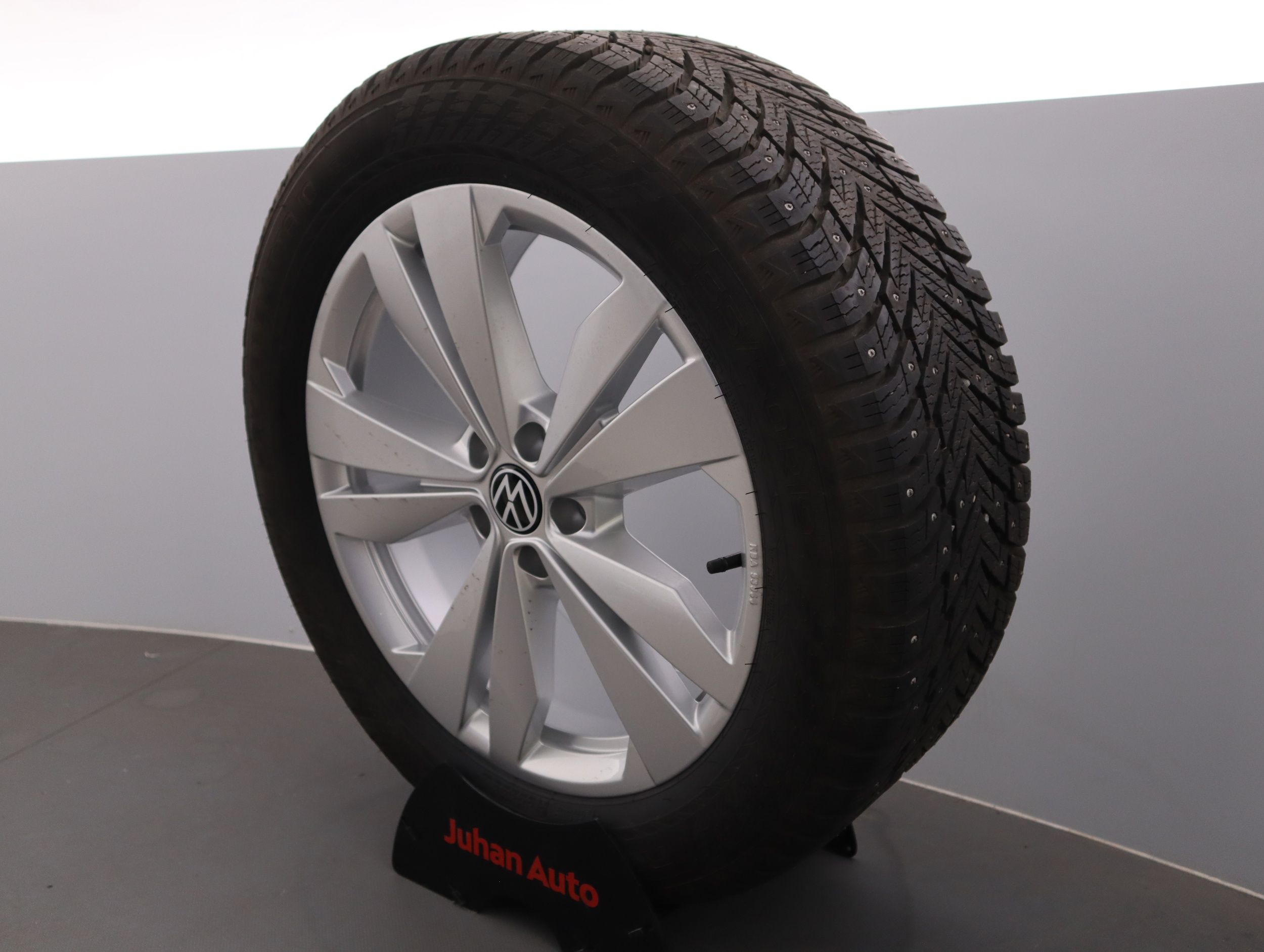 VOLKSWAGEN ID.4 2025