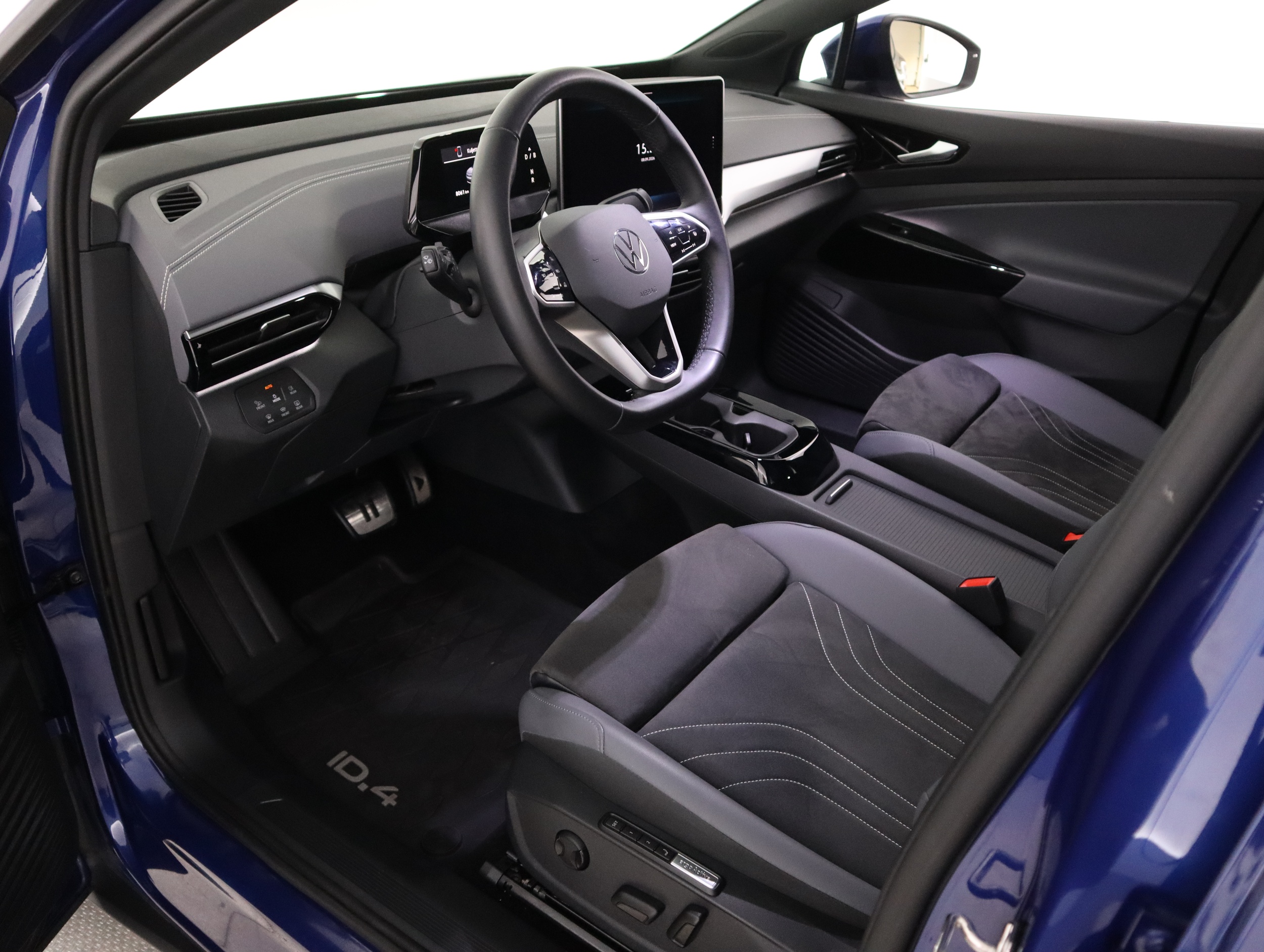 VOLKSWAGEN ID.4 2025