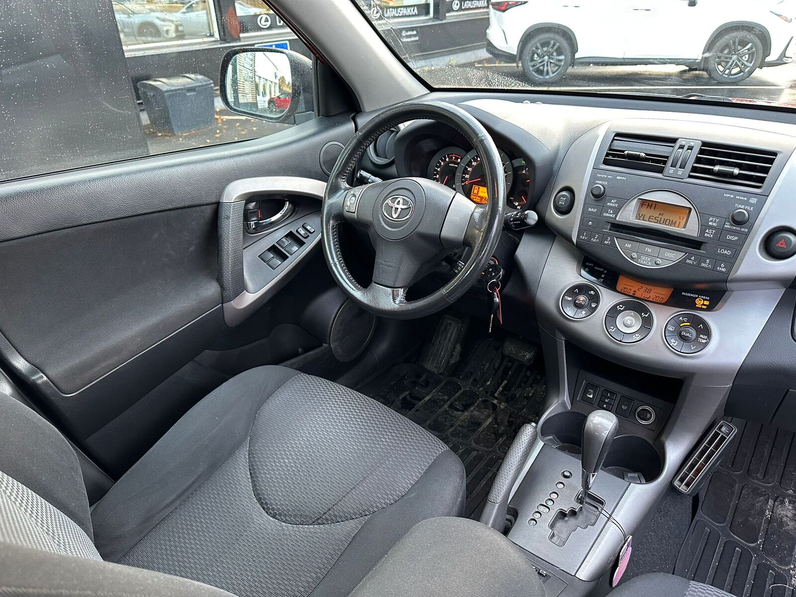 TOYOTA RAV4 2006