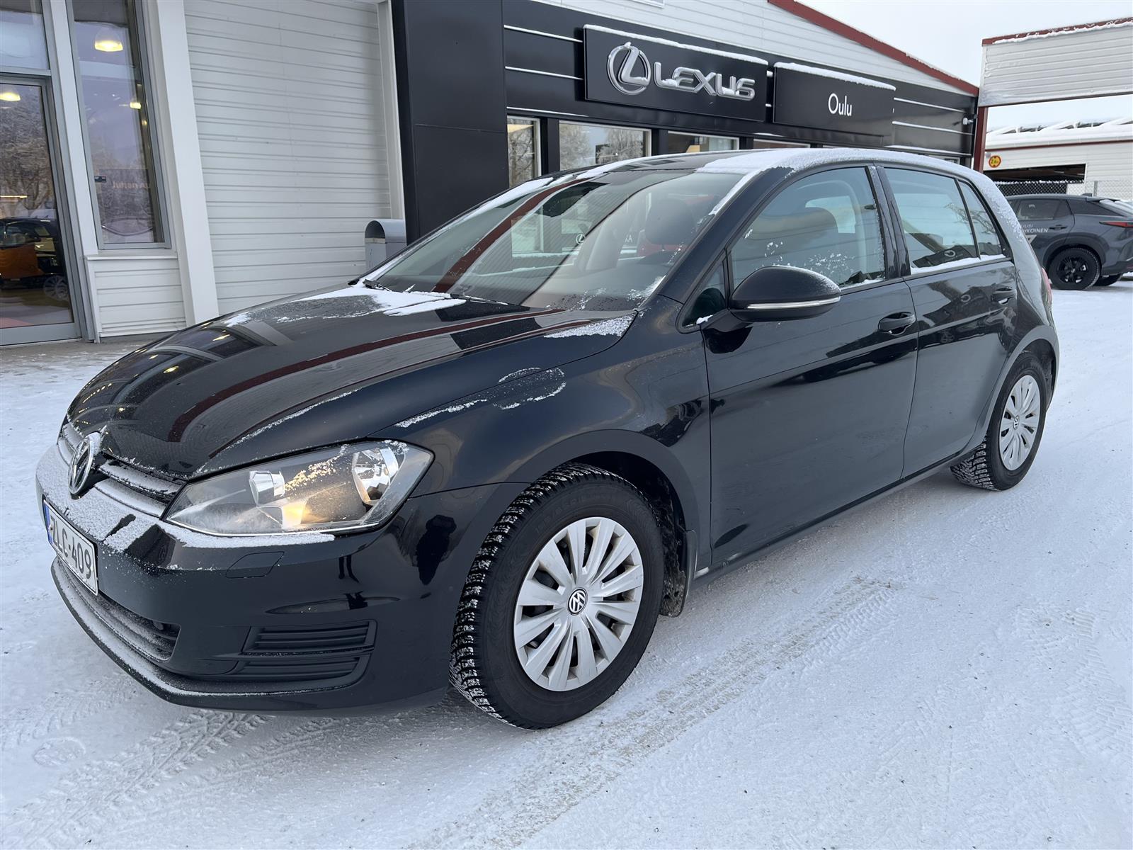 VOLKSWAGEN GOLF 2016