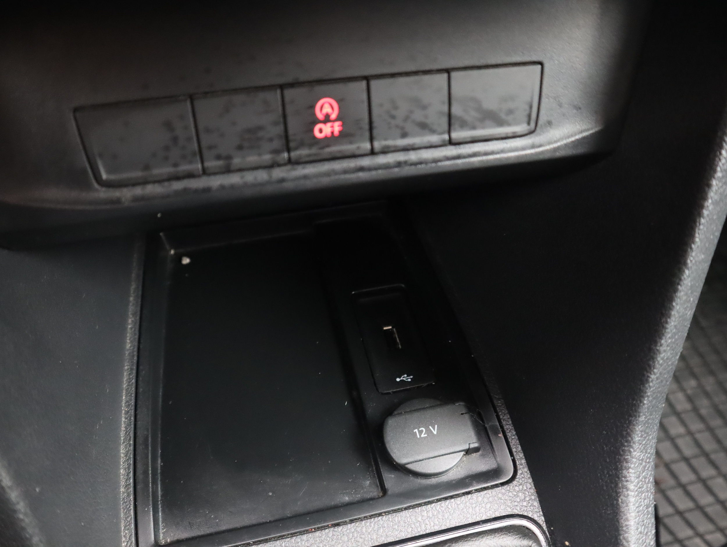 VOLKSWAGEN CADDY 2018