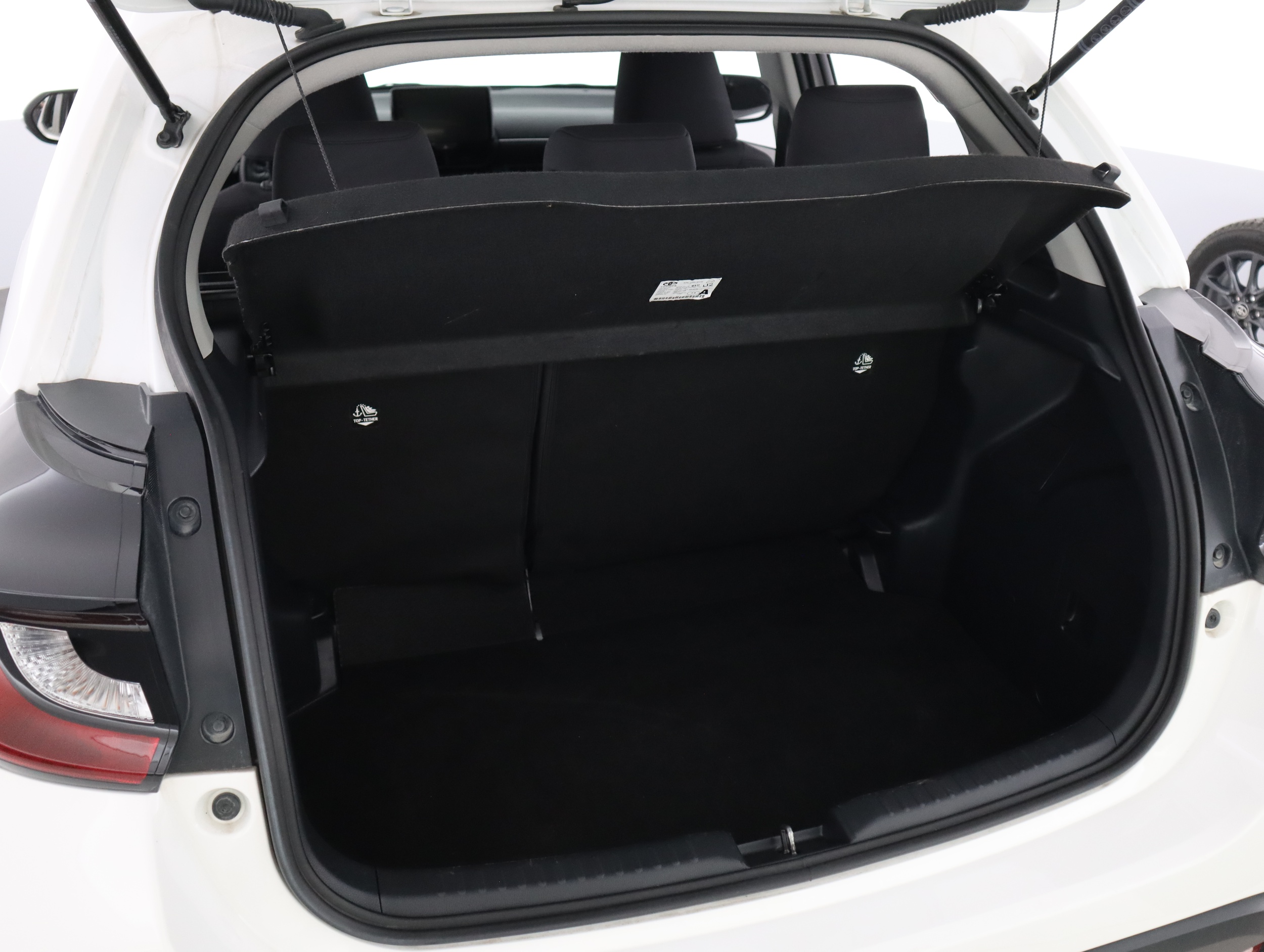 TOYOTA Yaris 2025