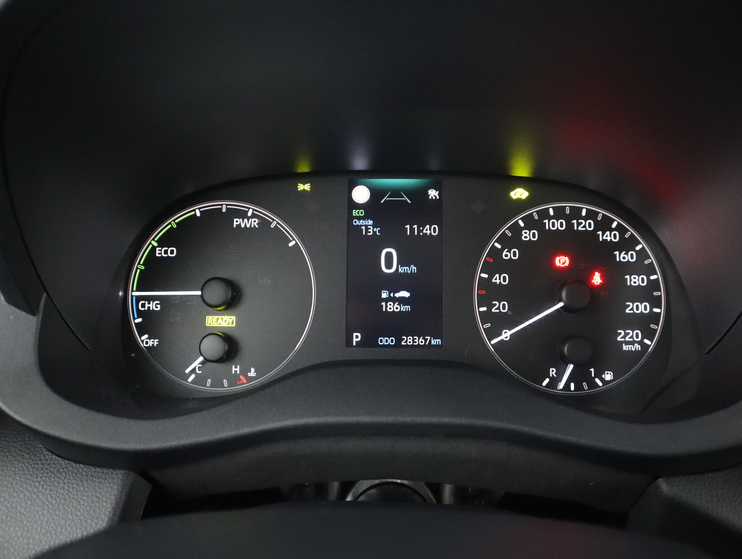 TOYOTA Yaris 2025