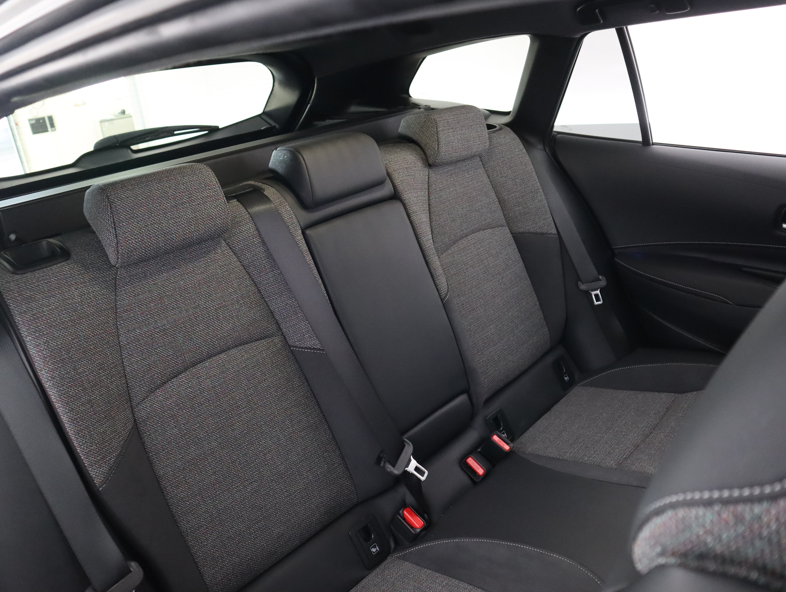 TOYOTA Corolla 2025