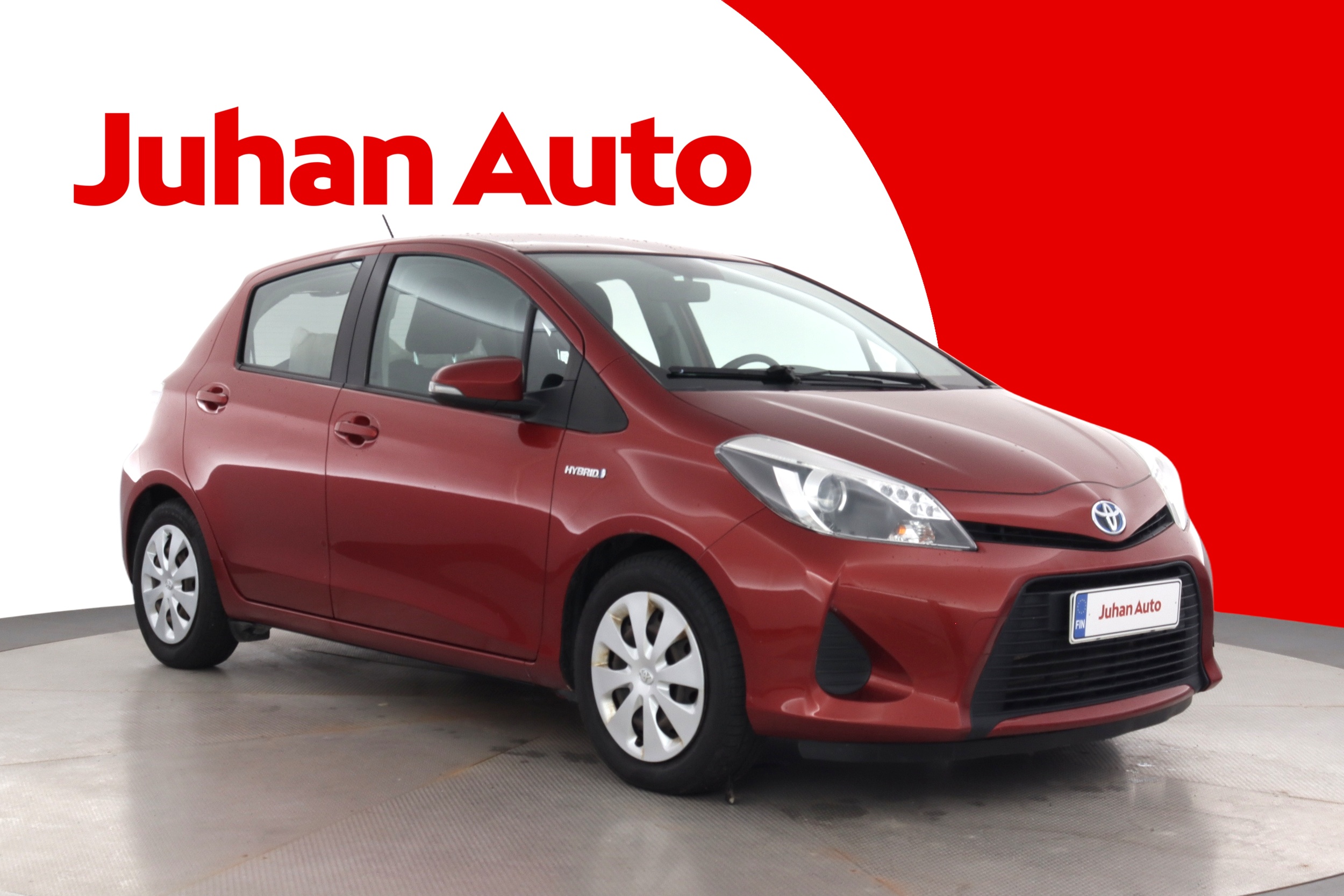 TOYOTA Yaris 2013