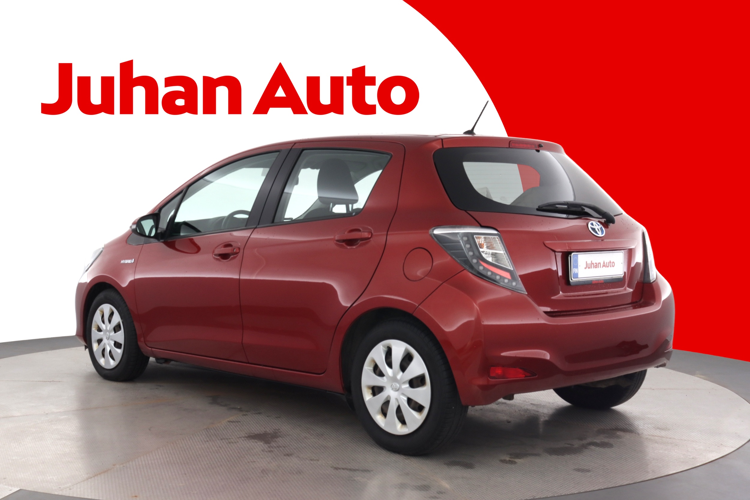 TOYOTA Yaris 2013