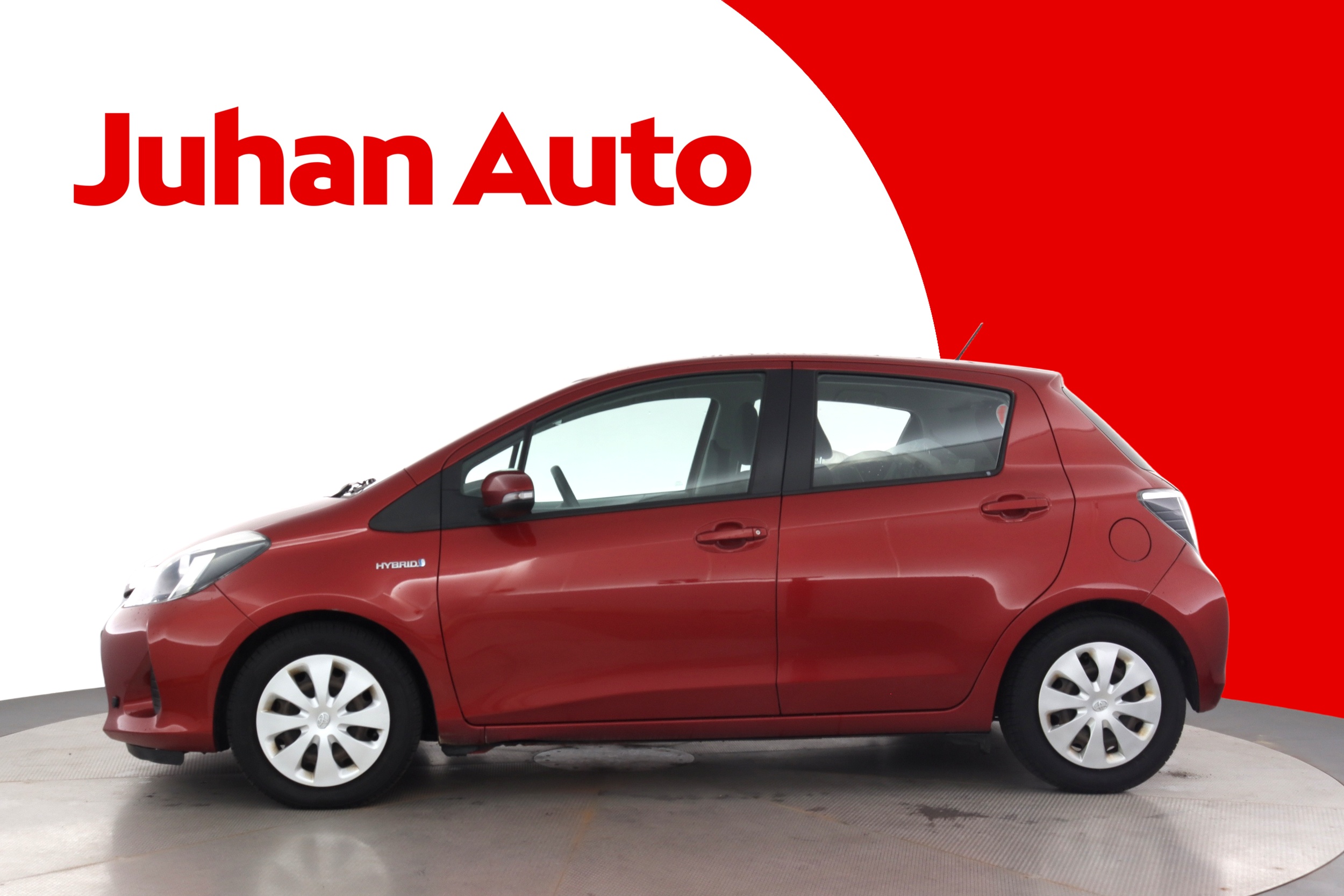 TOYOTA Yaris 2013