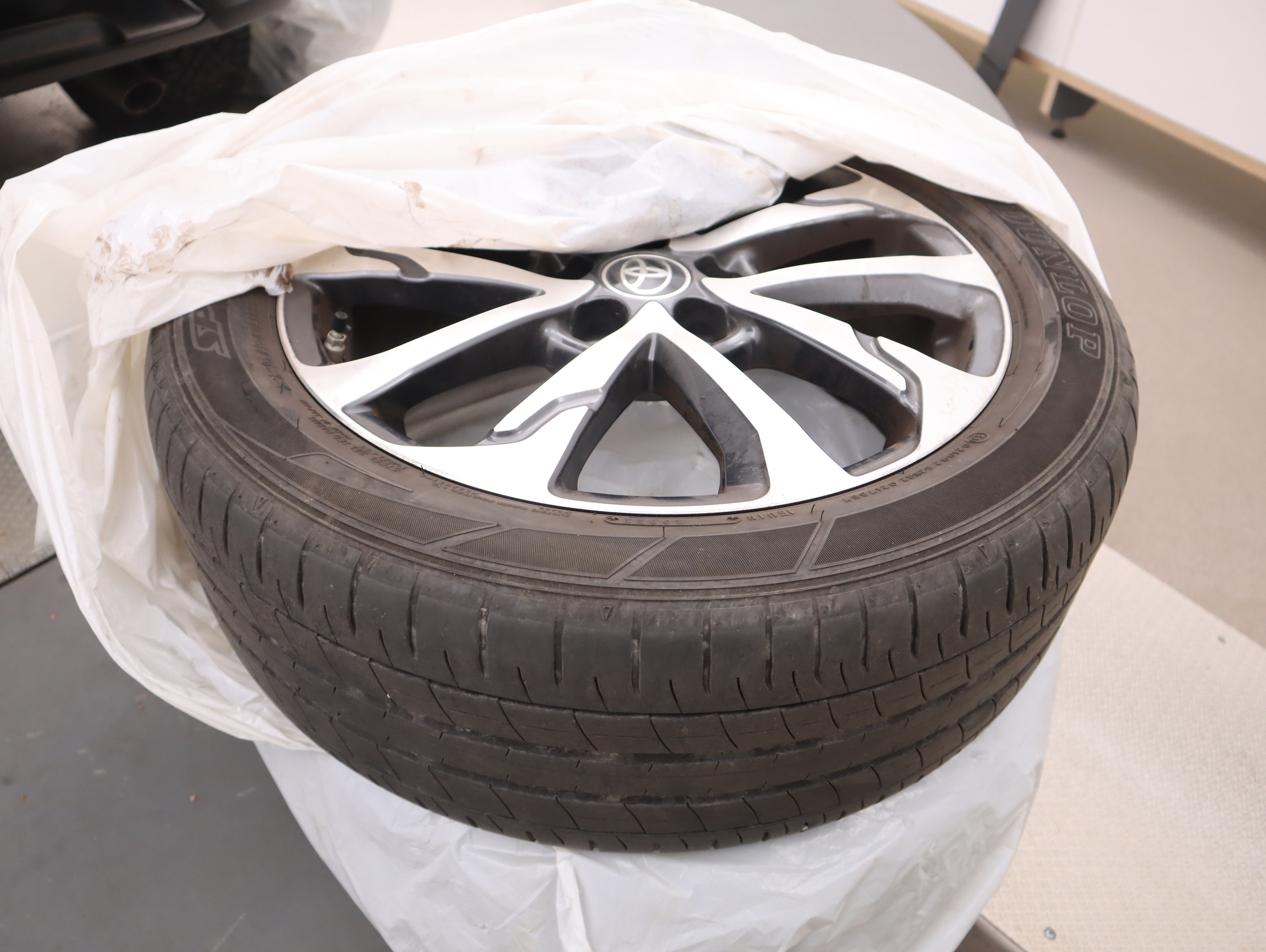 TOYOTA Corolla Cross 2023