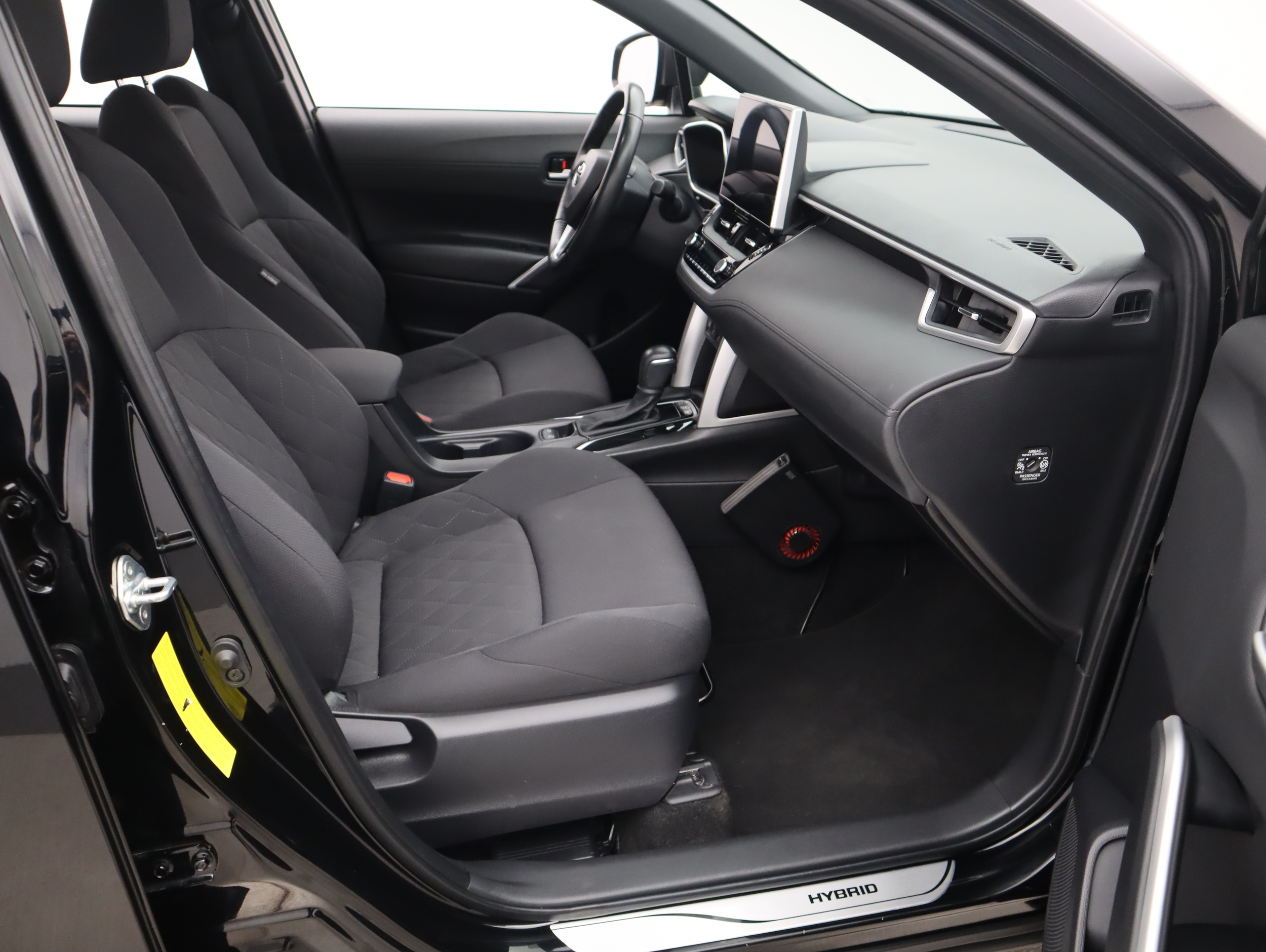 TOYOTA Corolla Cross 2023