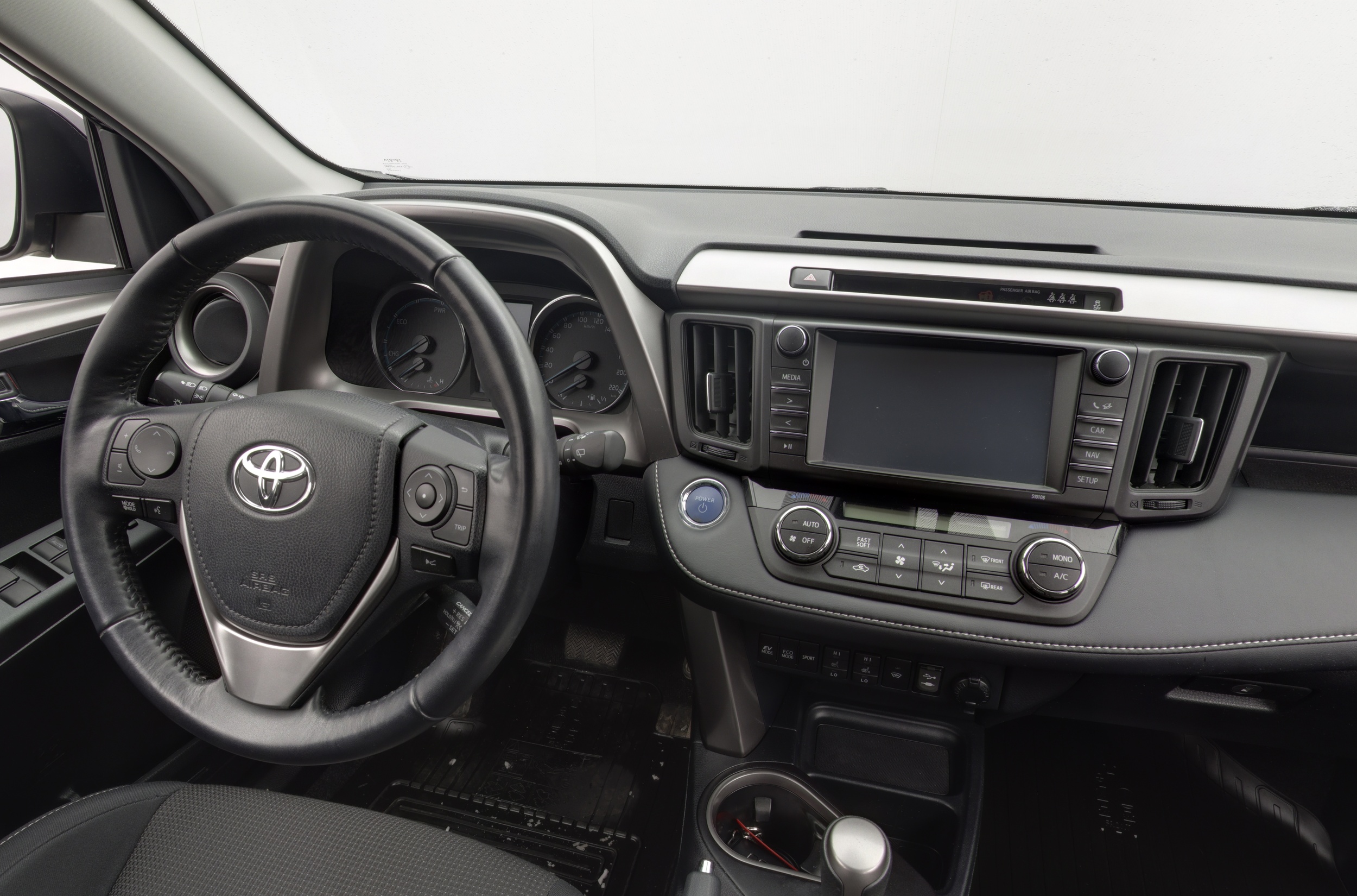 TOYOTA RAV4 2018