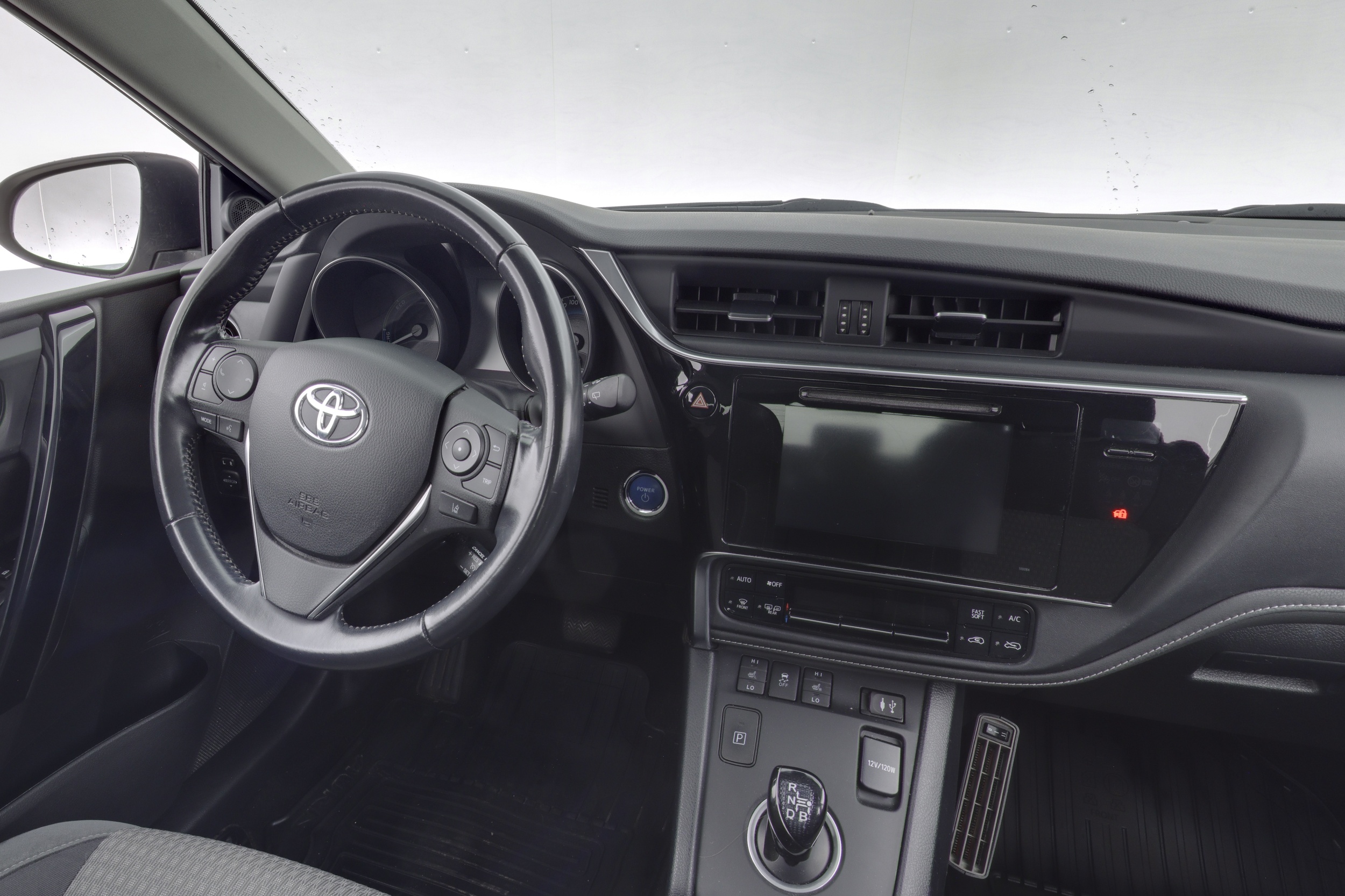 TOYOTA Auris 2018