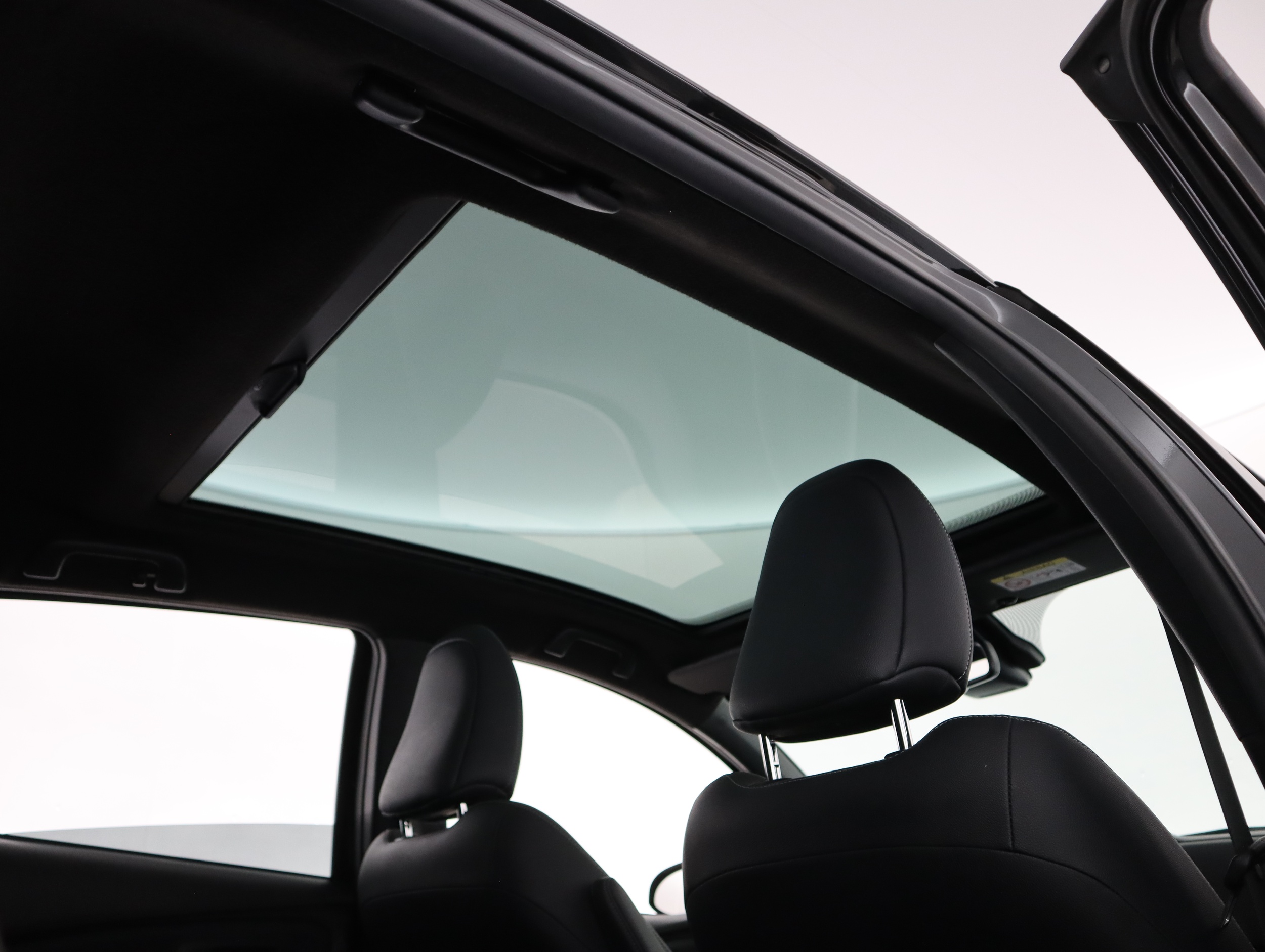 TOYOTA Yaris 12