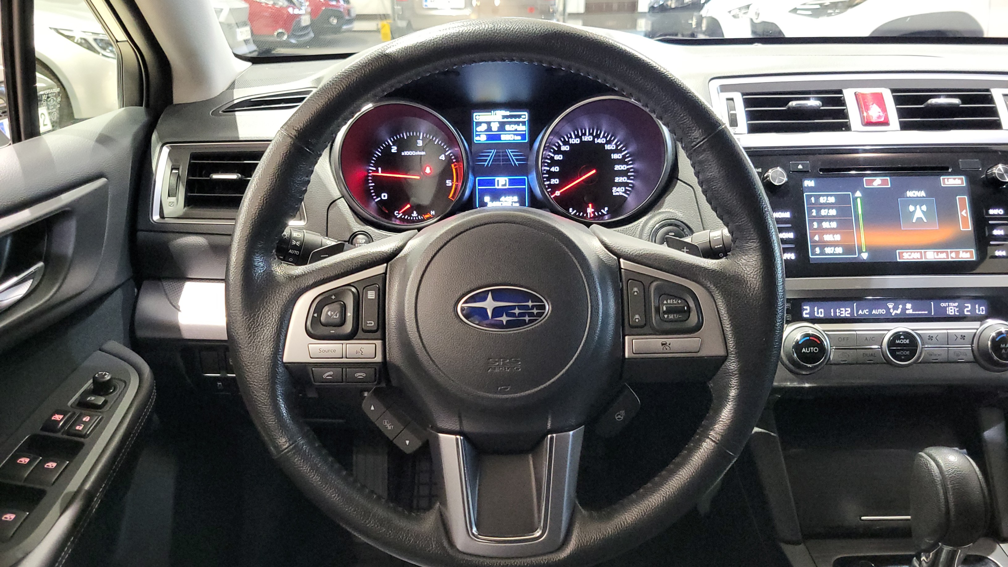 SUBARU OUTBACK 2018