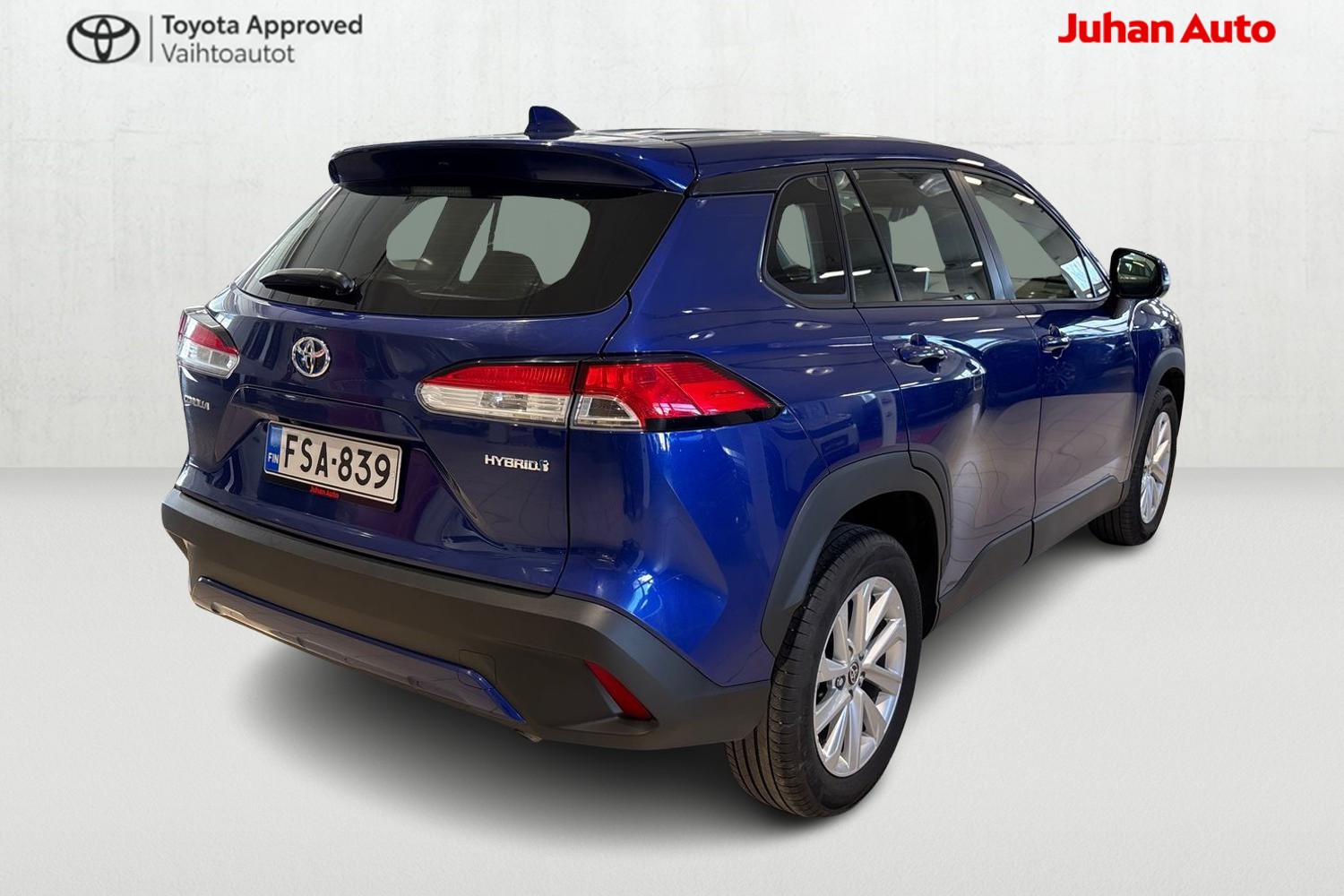 TOYOTA Corolla Cross 2024