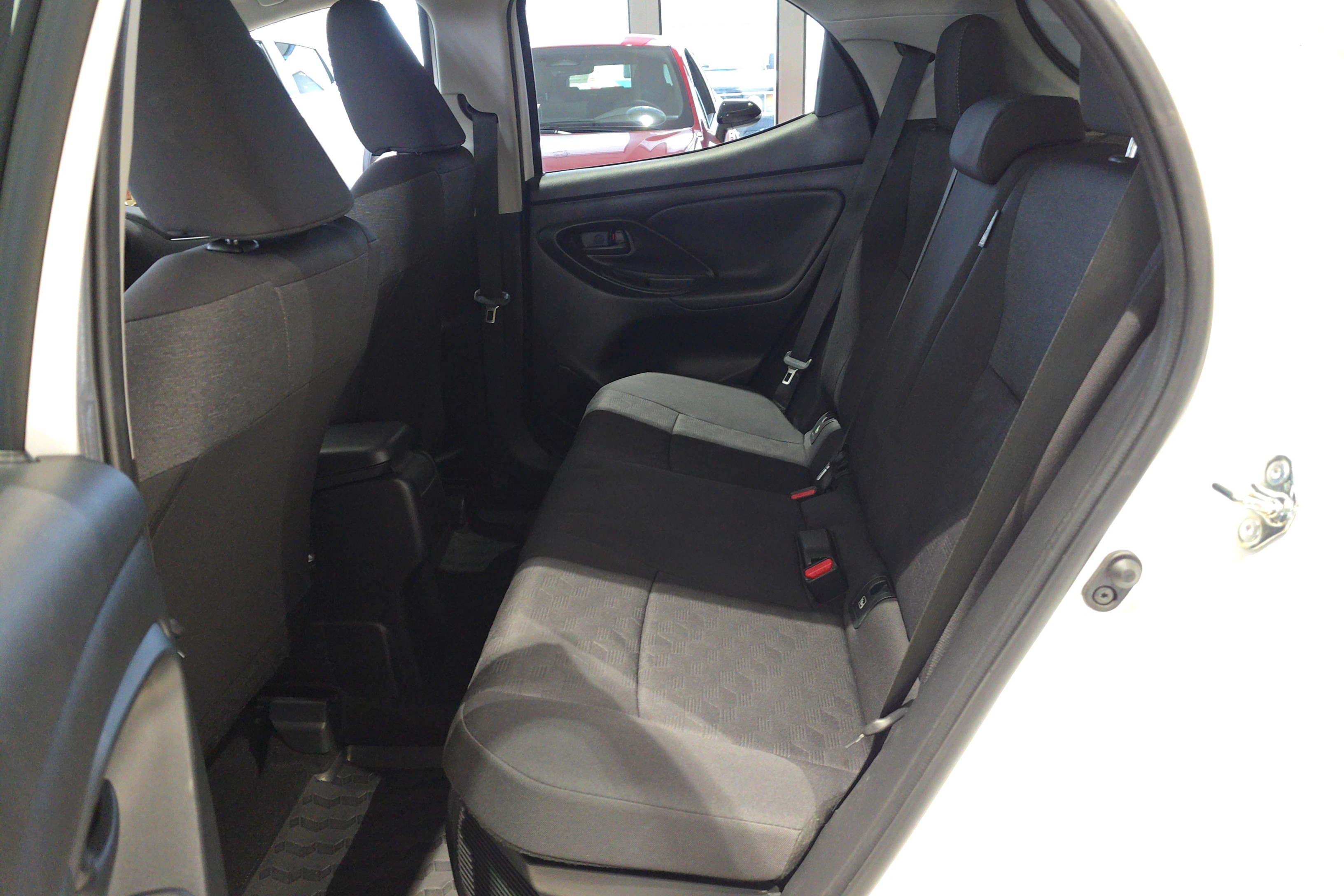 TOYOTA Yaris 2024