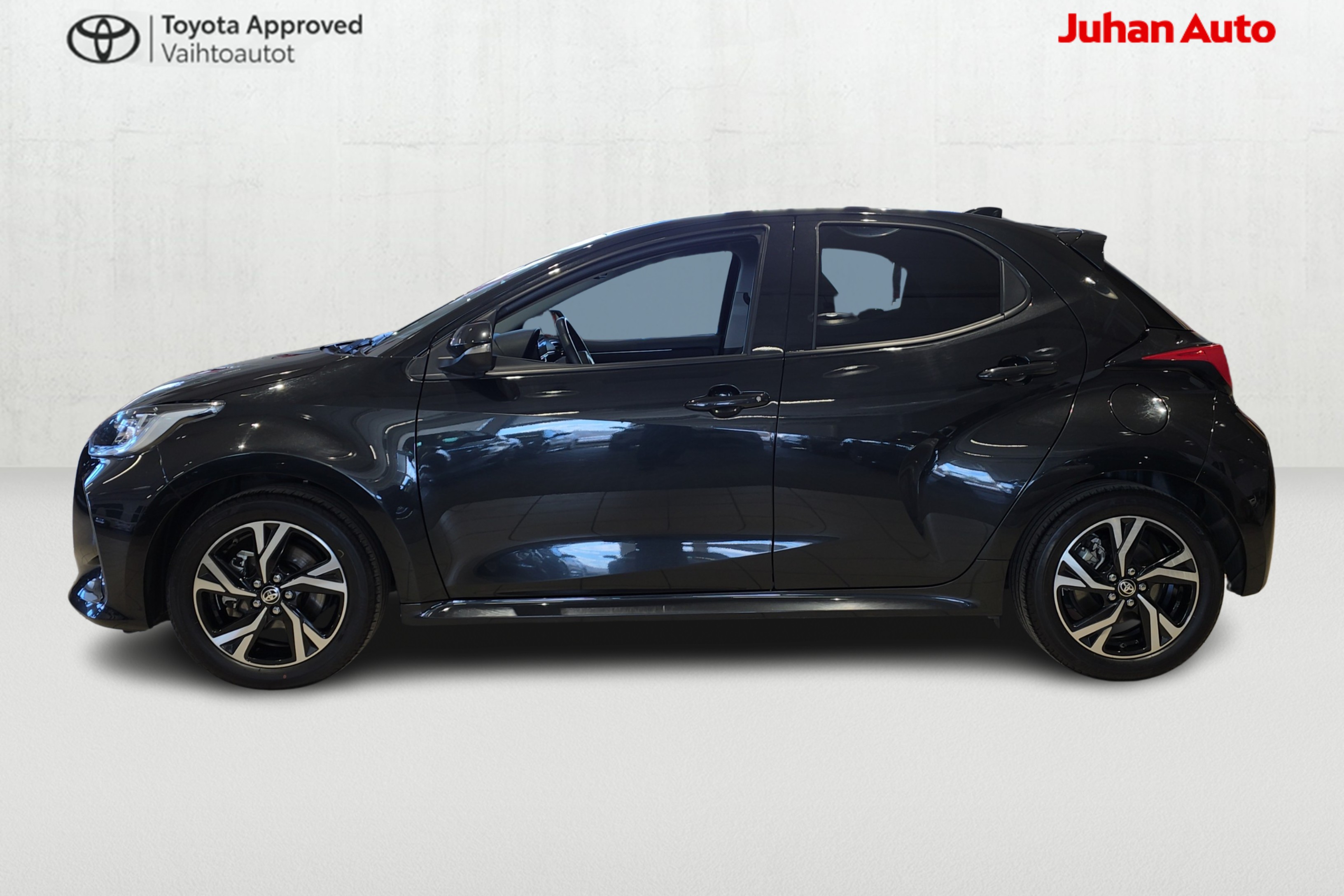 TOYOTA Yaris 2024
