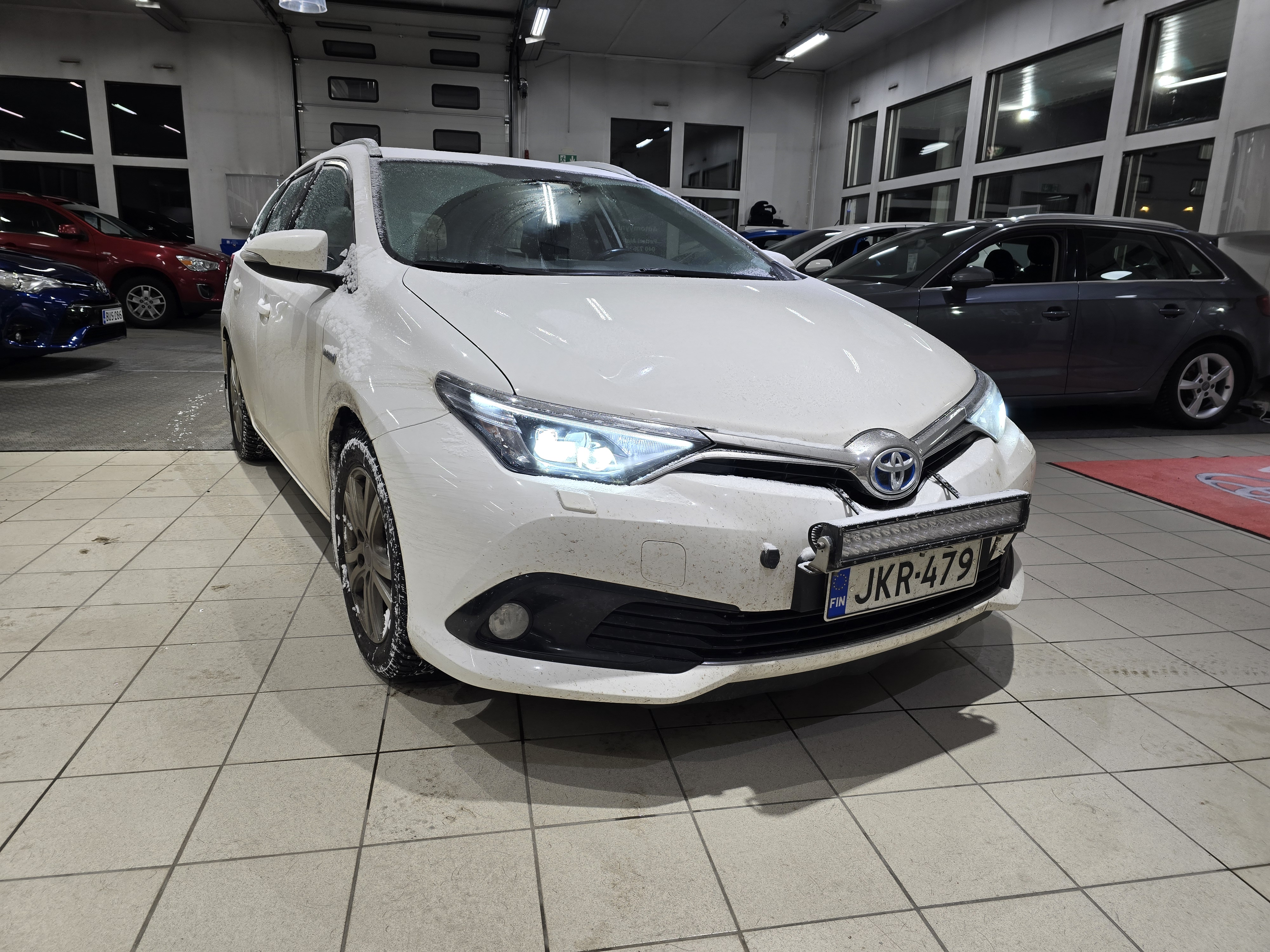 TOYOTA Auris 2017