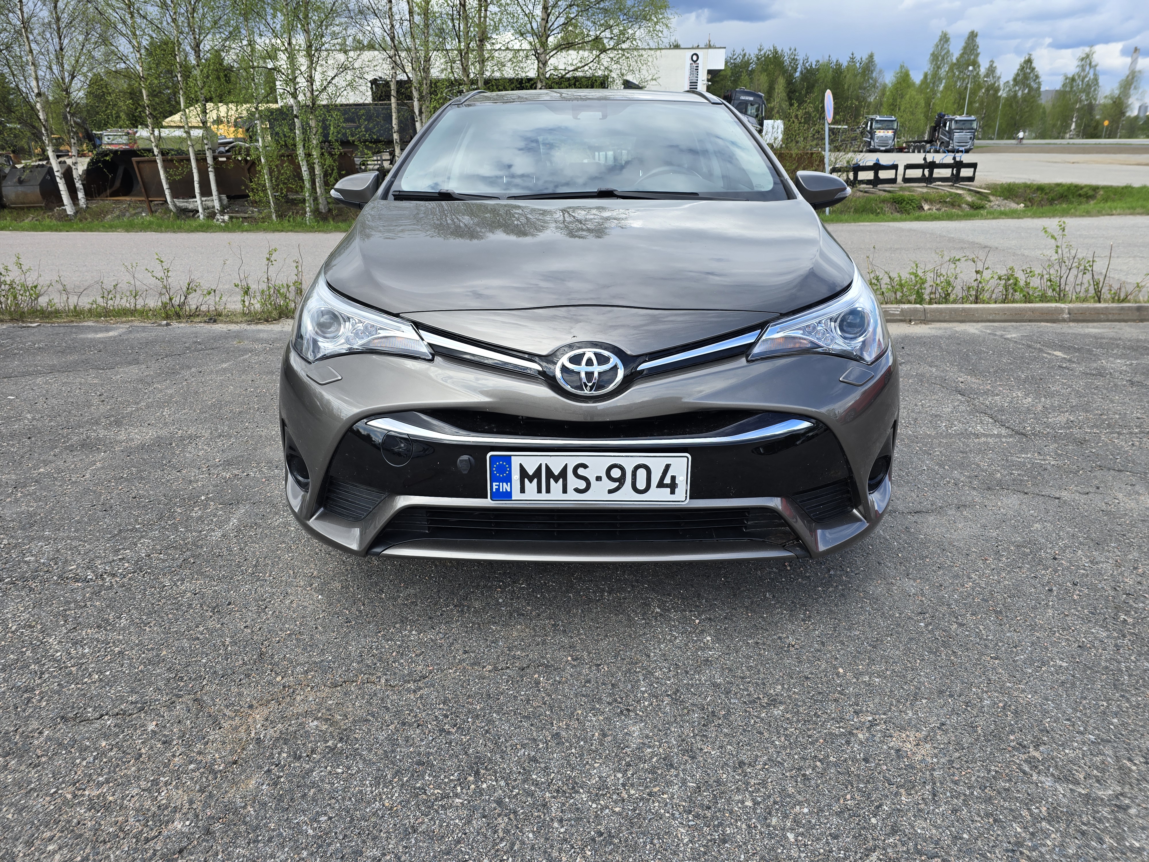 TOYOTA Avensis 2016