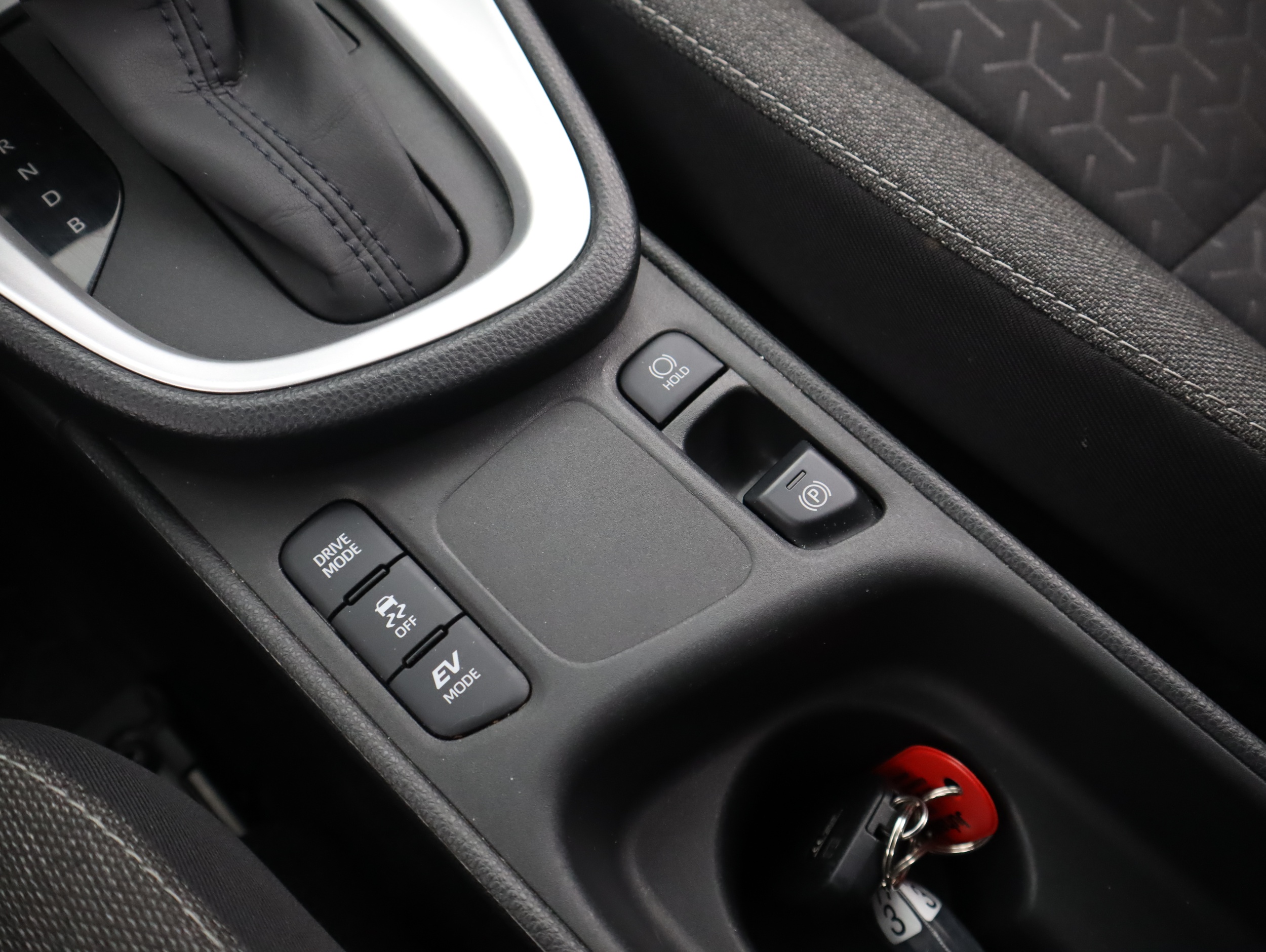 TOYOTA Yaris Cross 2023