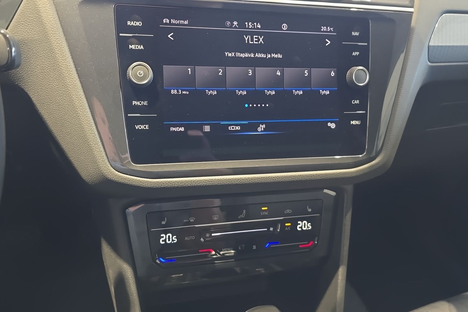 VOLKSWAGEN TIGUAN 2022