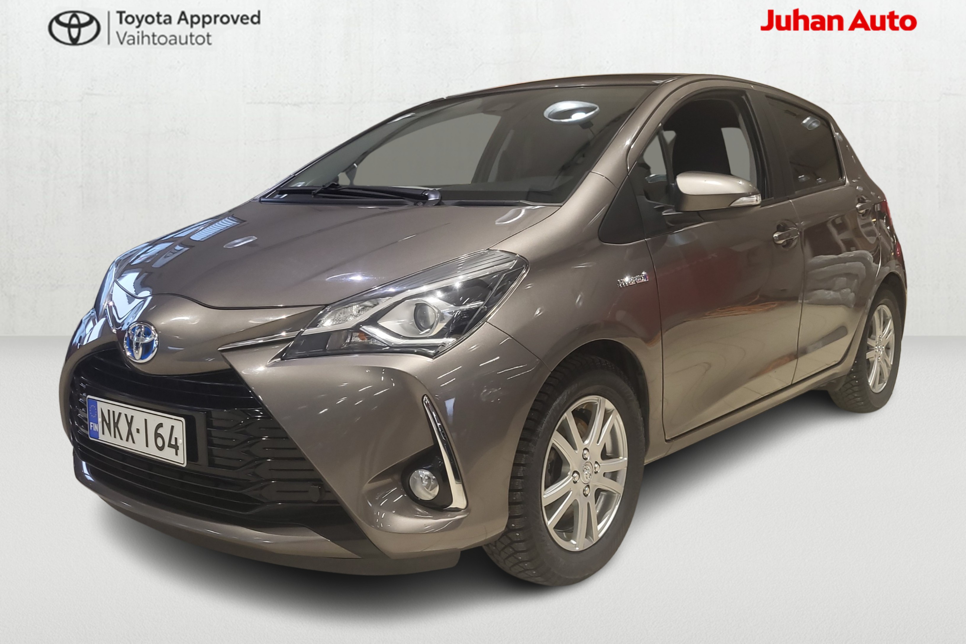 TOYOTA Yaris 2017