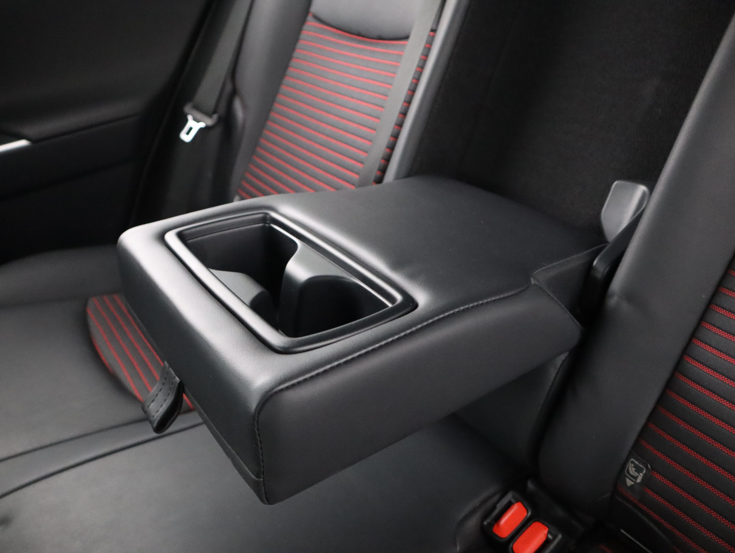 TOYOTA RAV4 Plug-in 2021