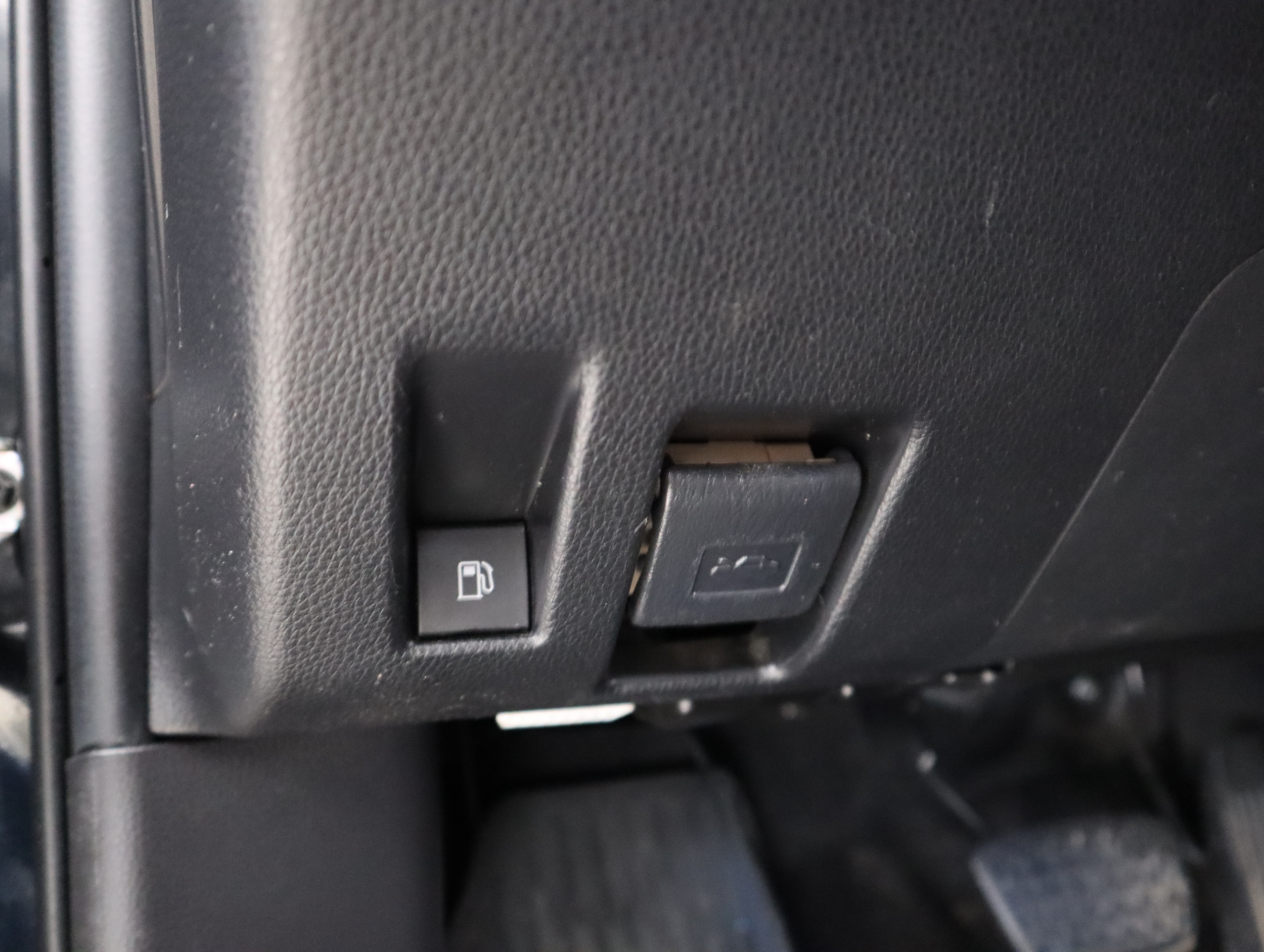 TOYOTA RAV4 Plug-in 2021