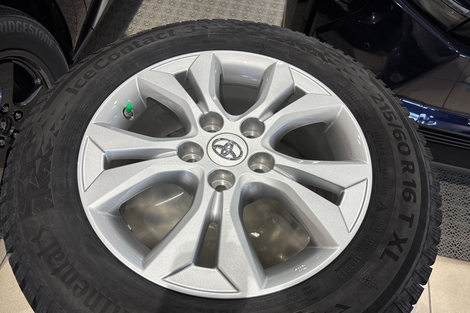 TOYOTA Yaris Cross 2025