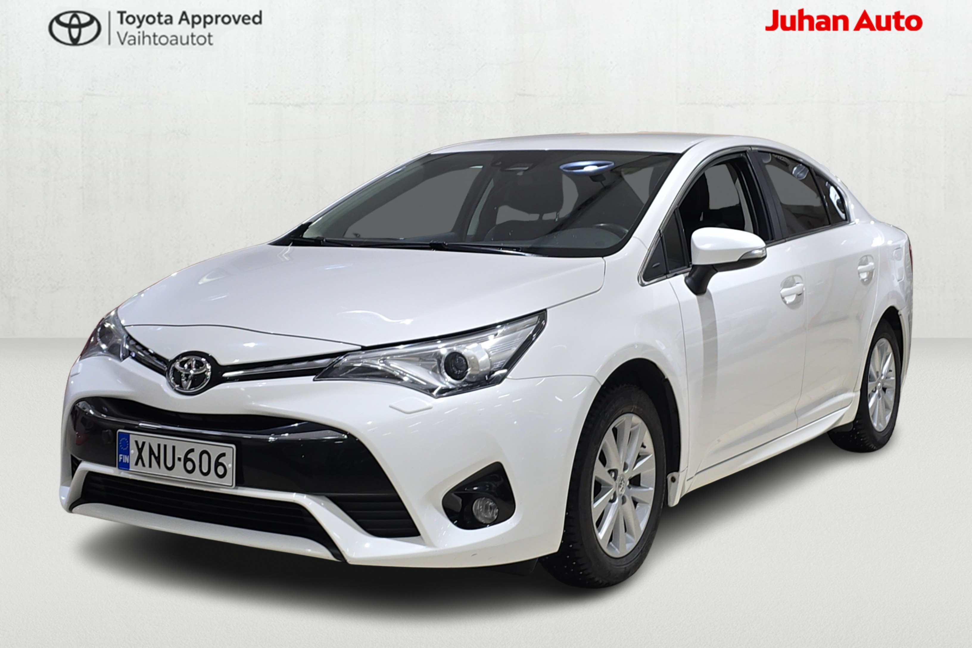 TOYOTA Avensis 2016