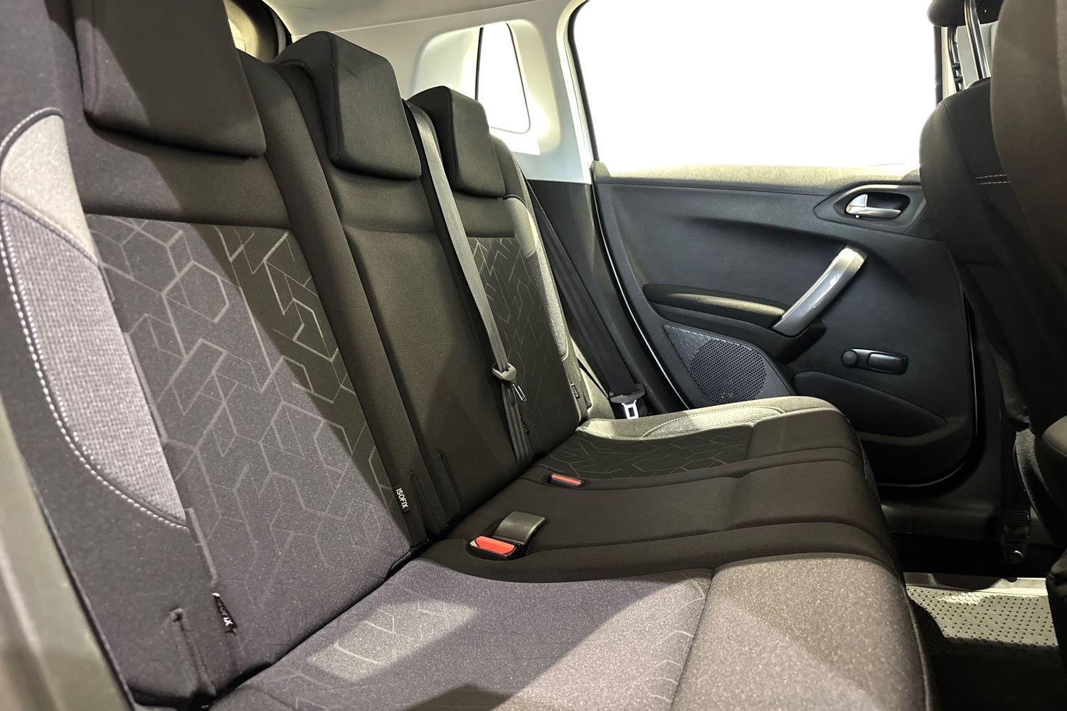 PEUGEOT 2008 2018
