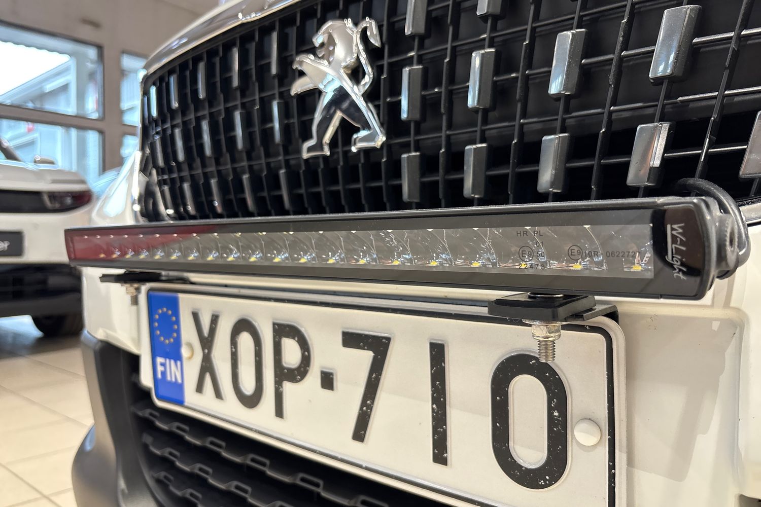 PEUGEOT 2008 2018