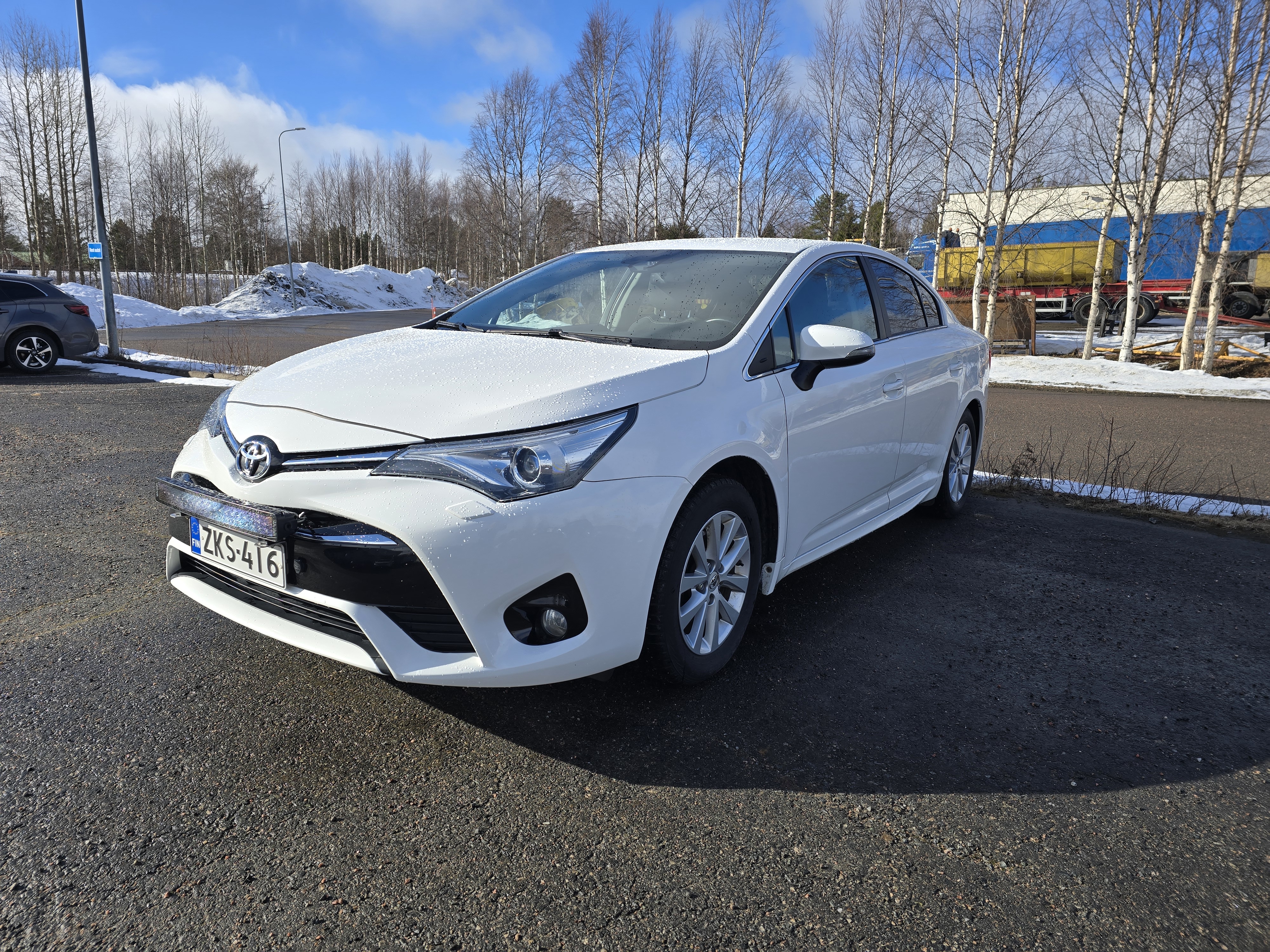 TOYOTA Avensis 2015
