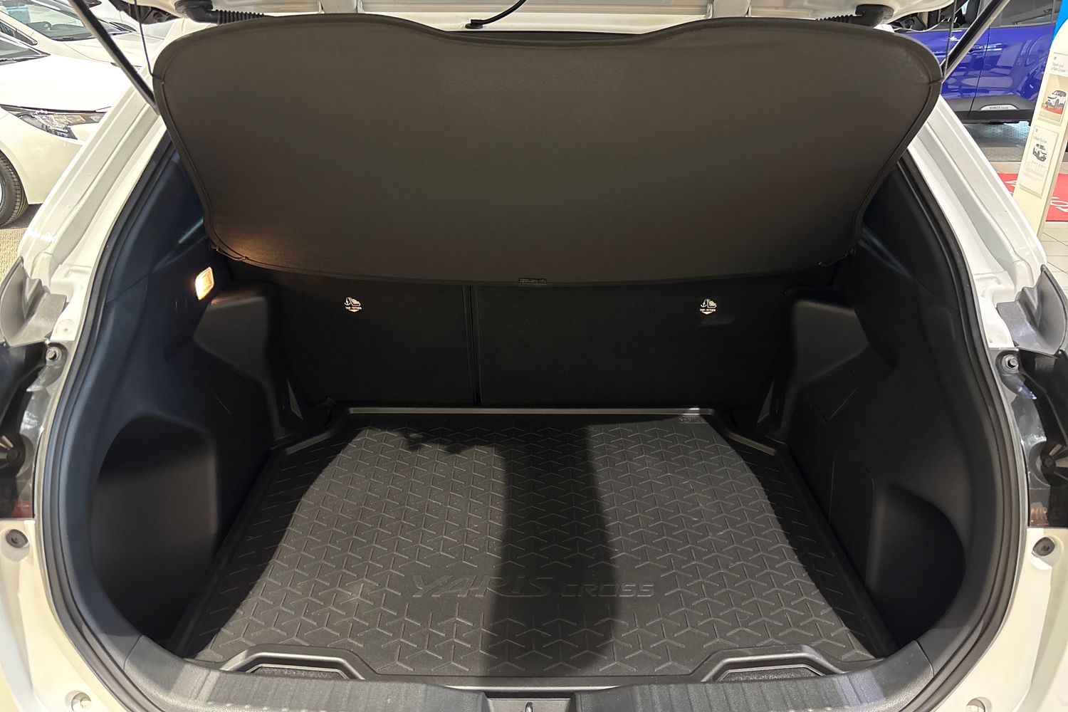 TOYOTA Yaris Cross 2025