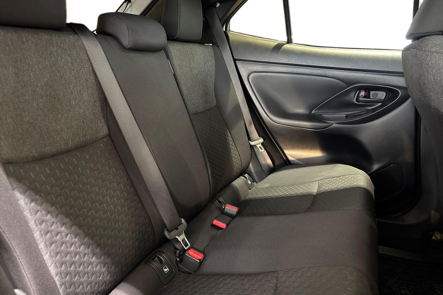 TOYOTA Yaris Cross 2025