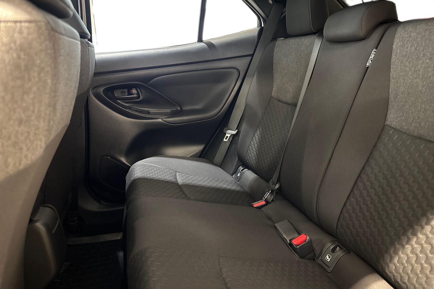 TOYOTA Yaris Cross 2025