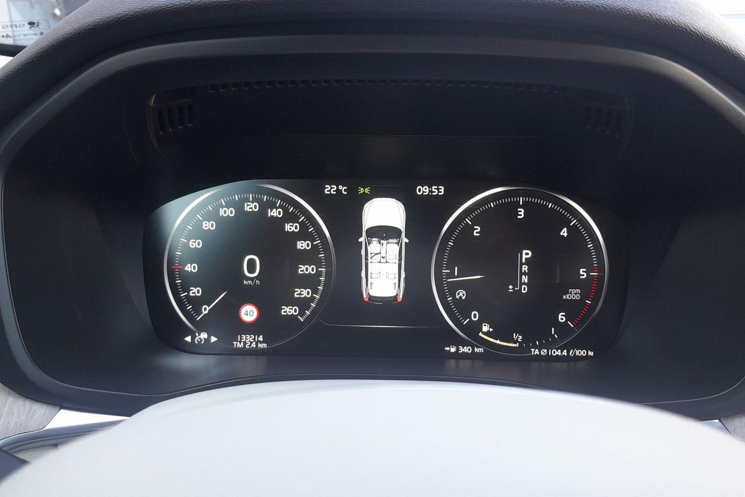 VOLVO XC60 2018