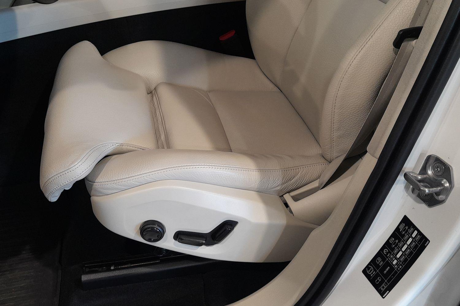 VOLVO XC60 2018