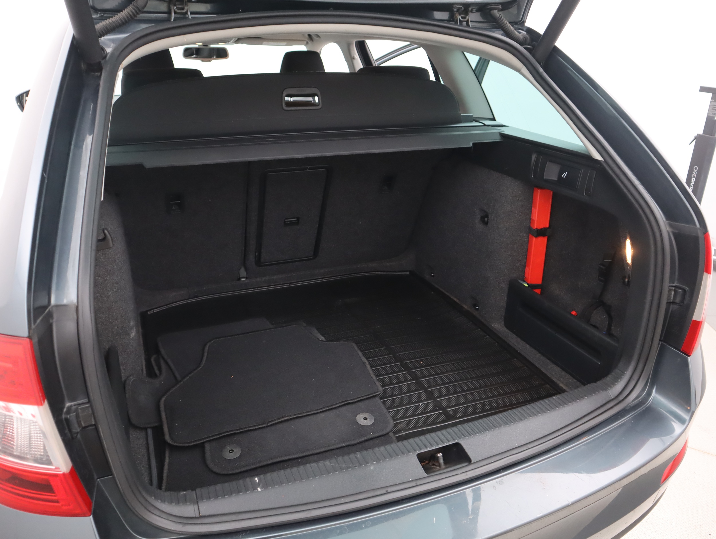 SKODA OCTAVIA 2016