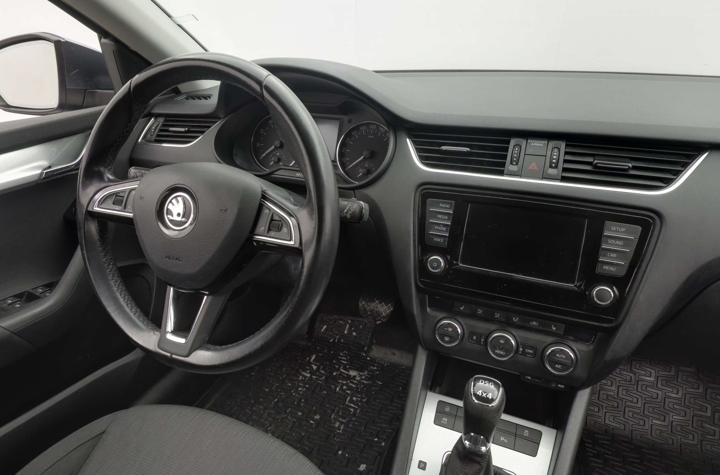 SKODA OCTAVIA 2016