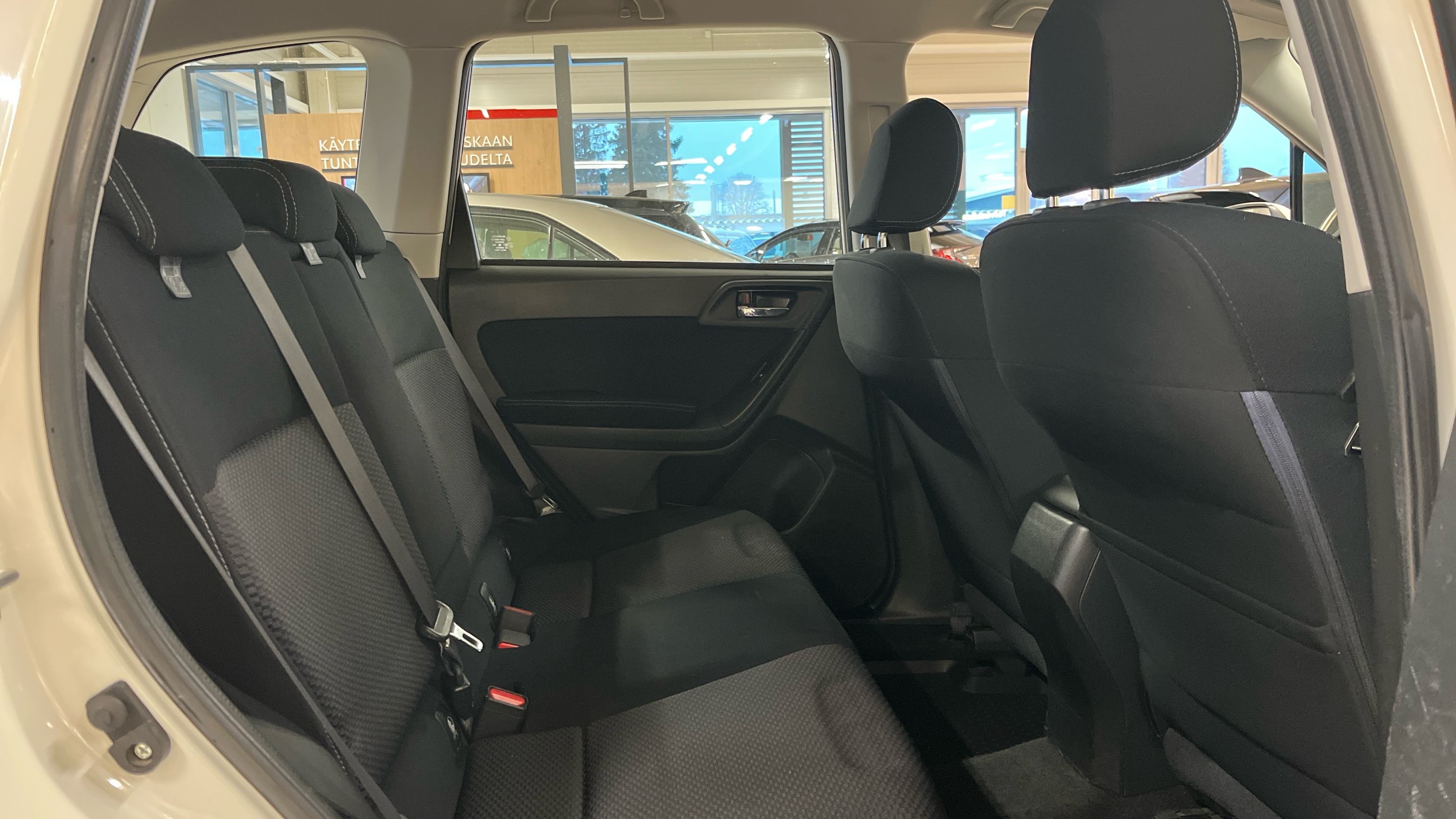 SUBARU FORESTER 2014