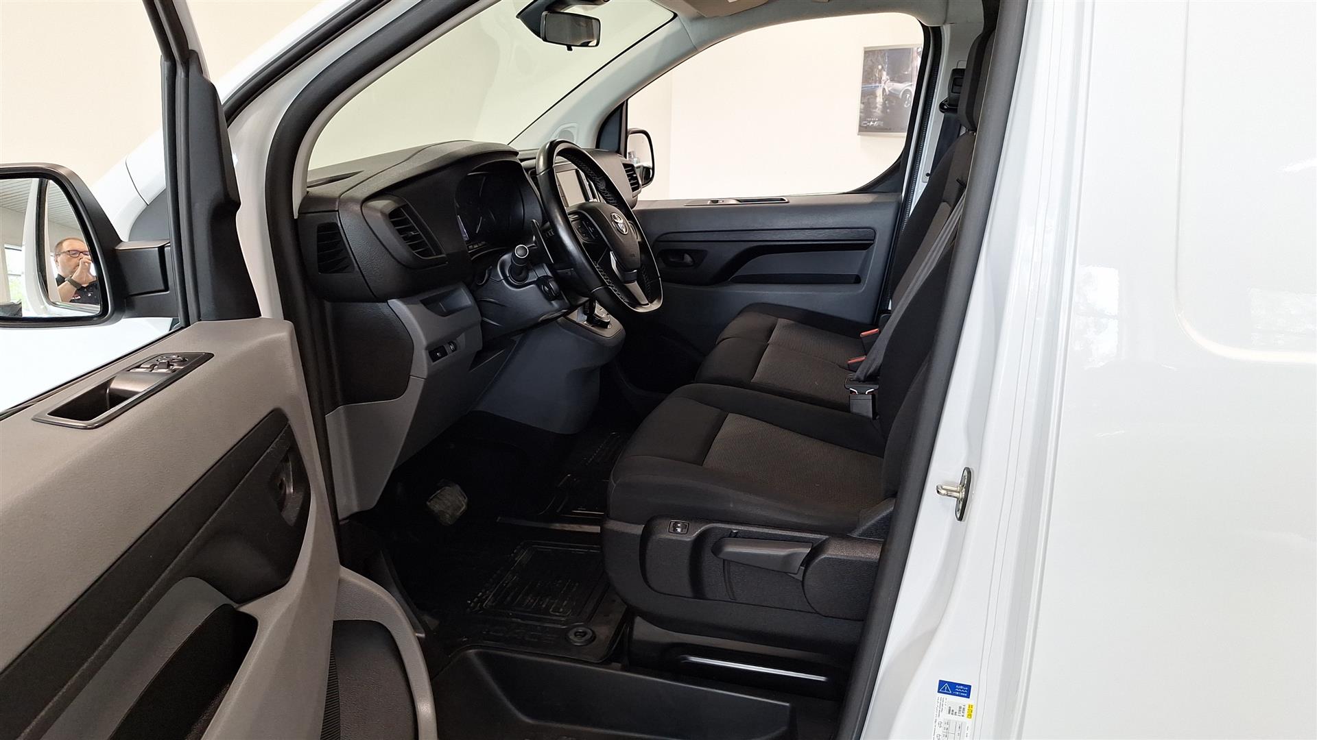 TOYOTA PROACE 2022