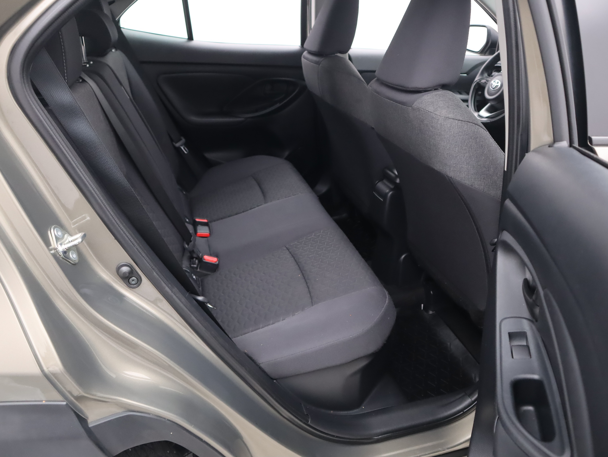 TOYOTA Yaris Cross 2023