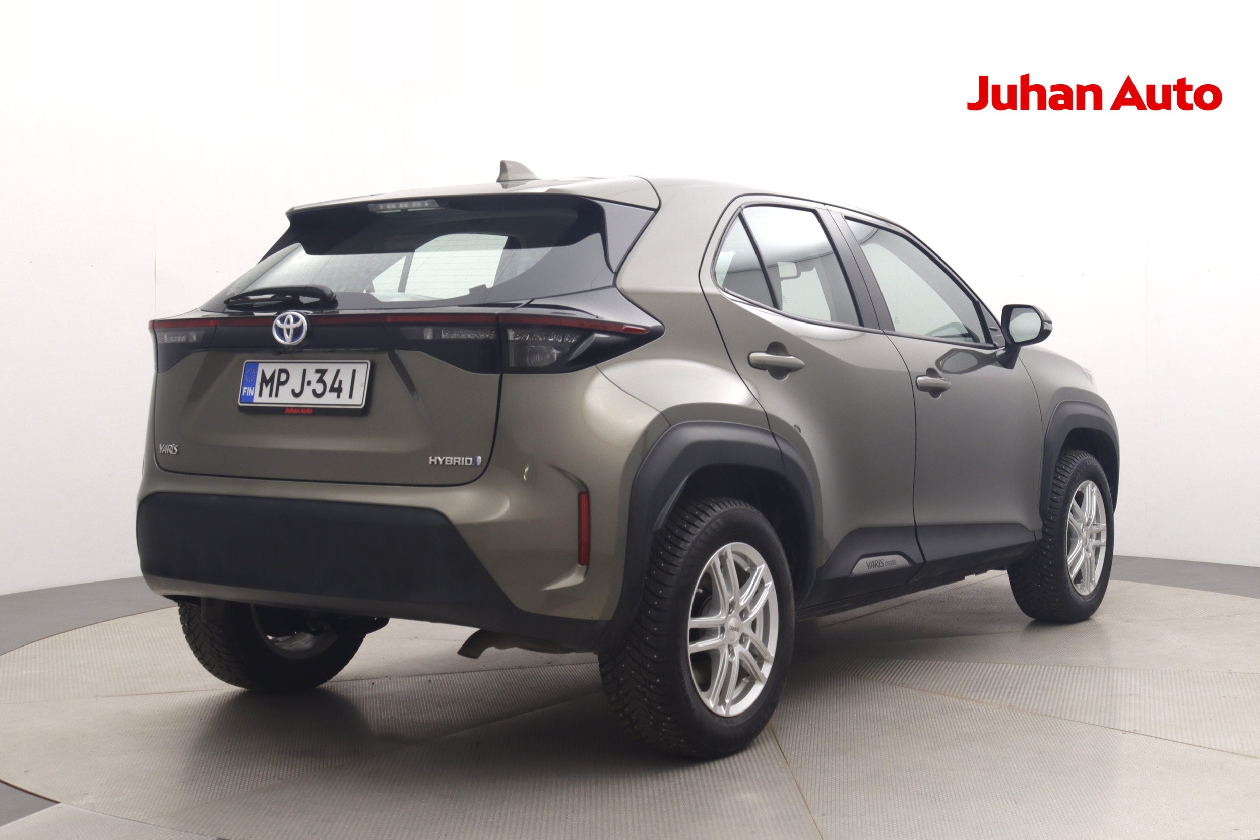 TOYOTA Yaris Cross 2023