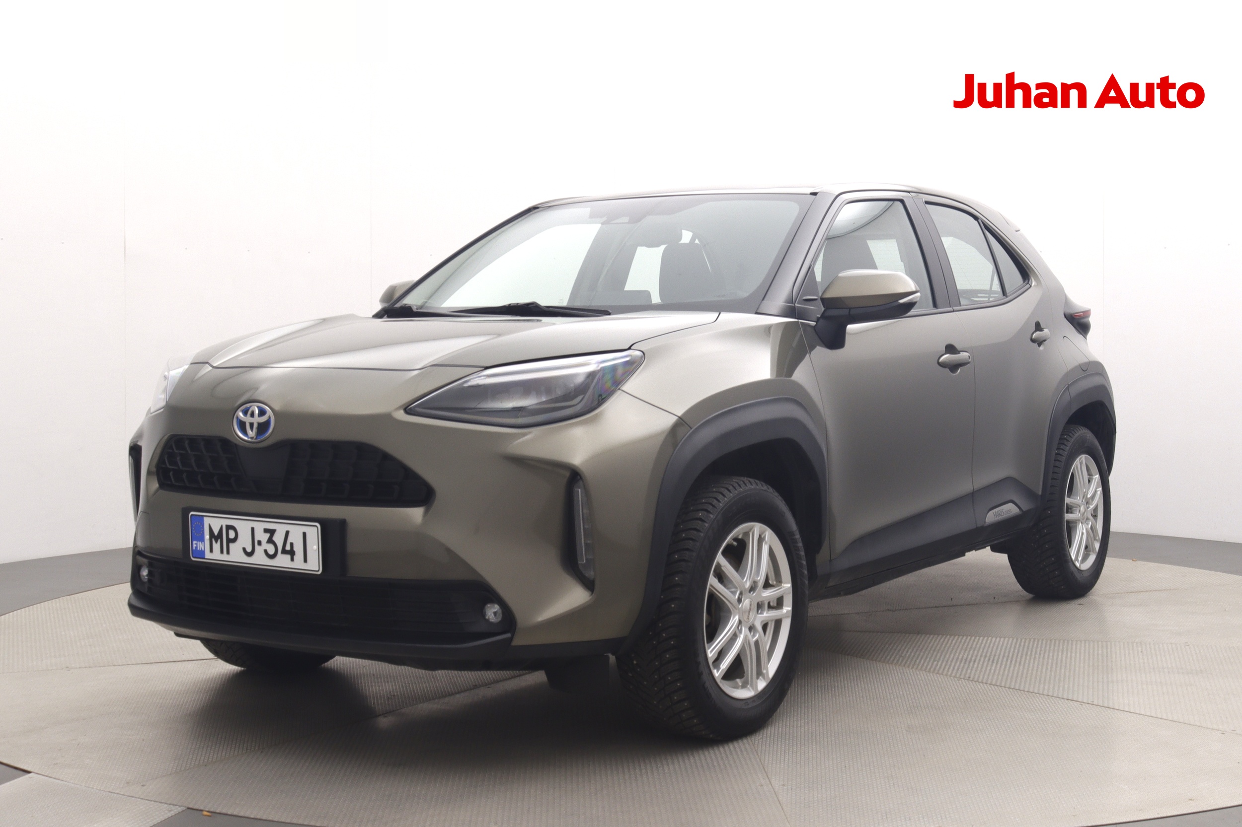 TOYOTA Yaris Cross 2023