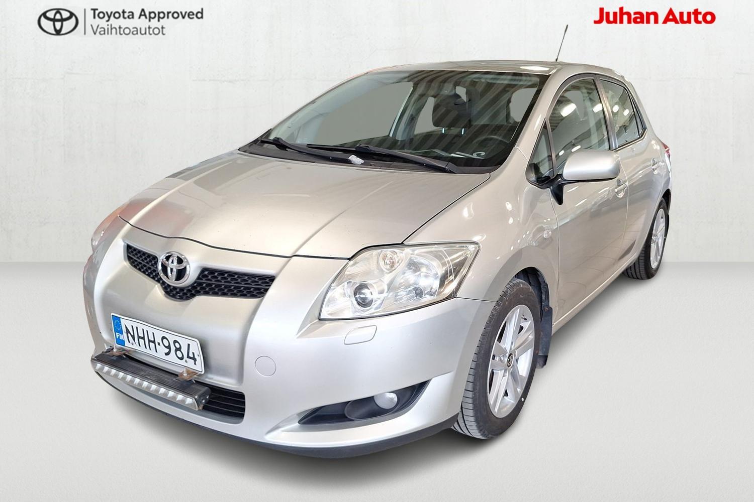 TOYOTA Auris 2007