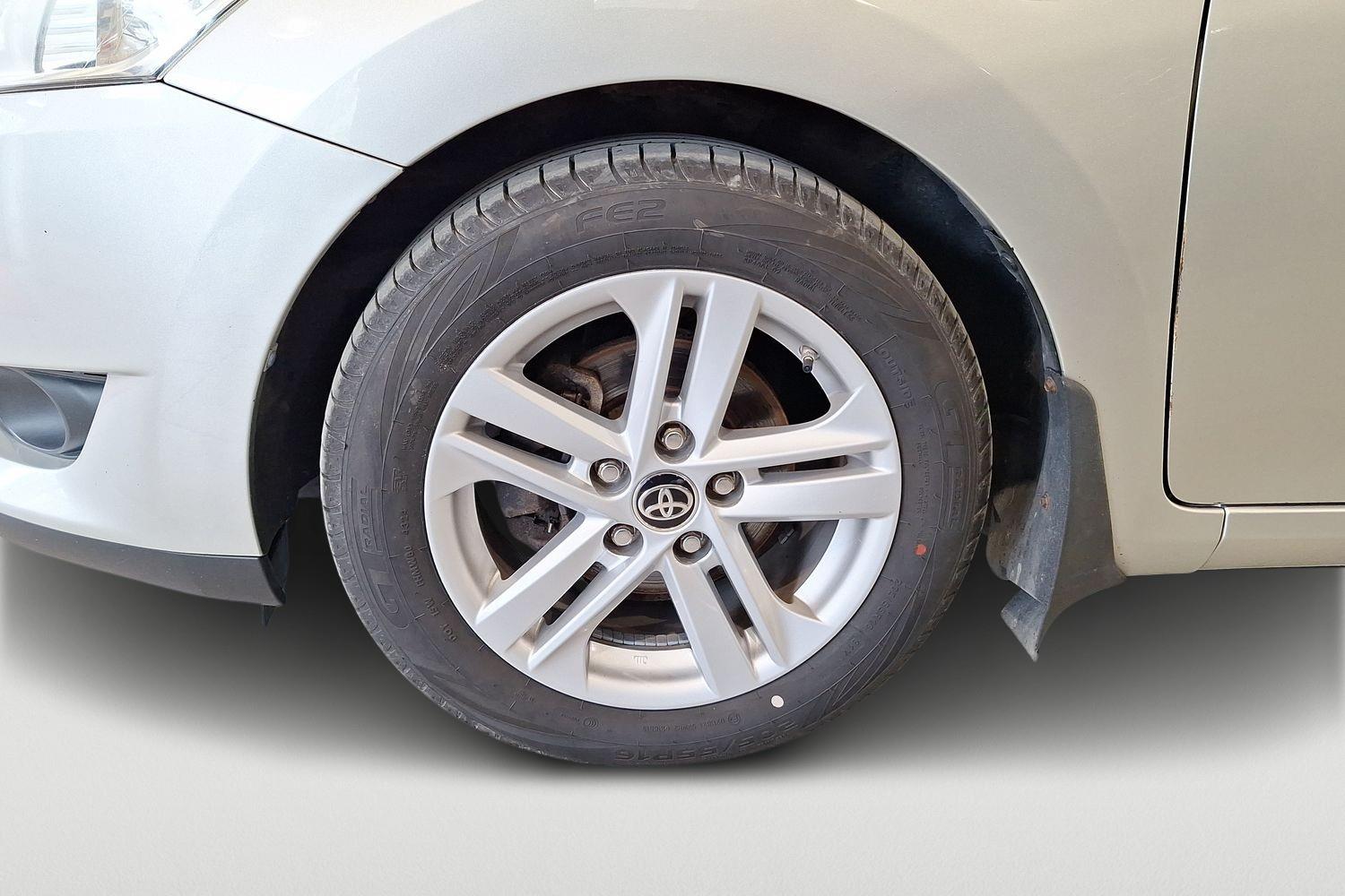 TOYOTA Auris 2007