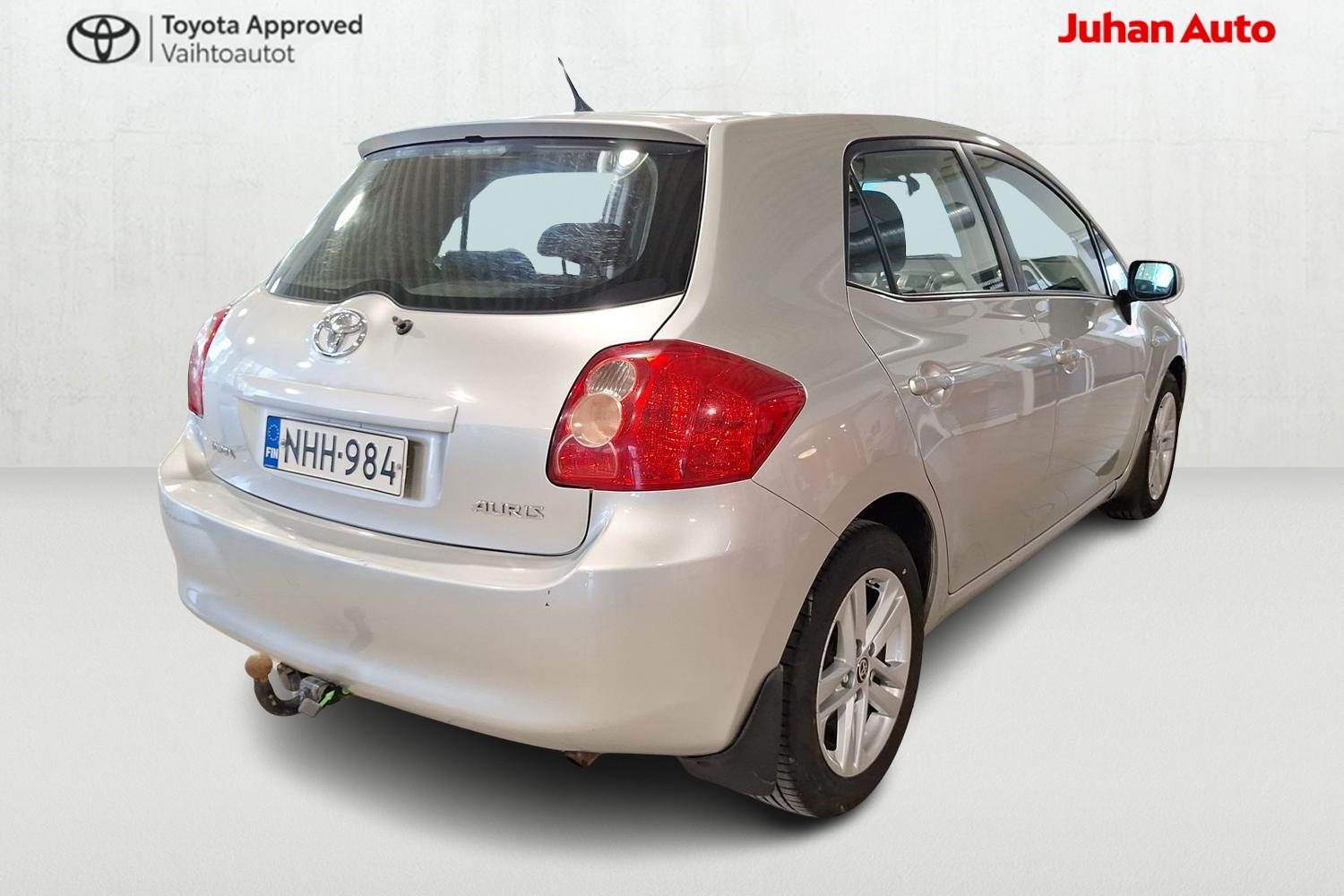 TOYOTA Auris 2007