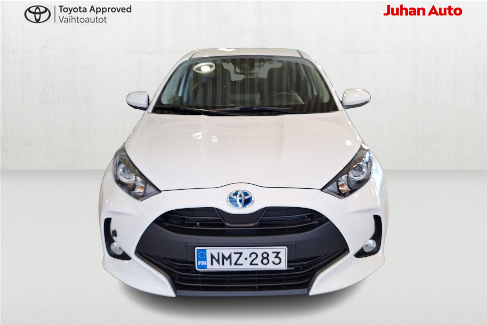 TOYOTA Yaris 2023