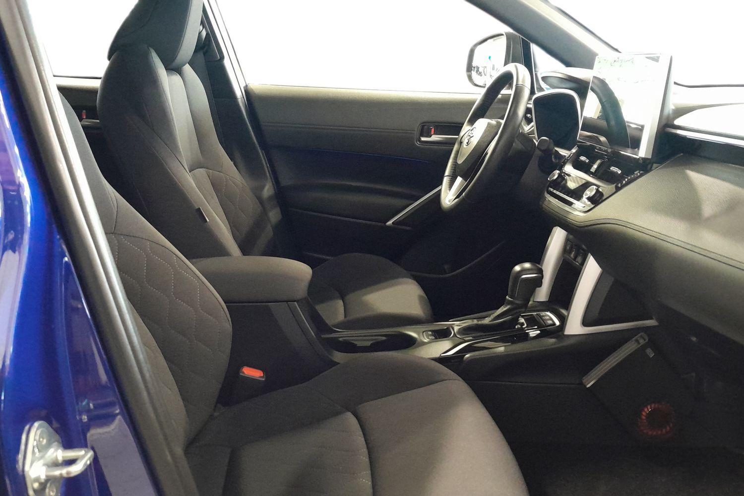 TOYOTA Corolla Cross 2024